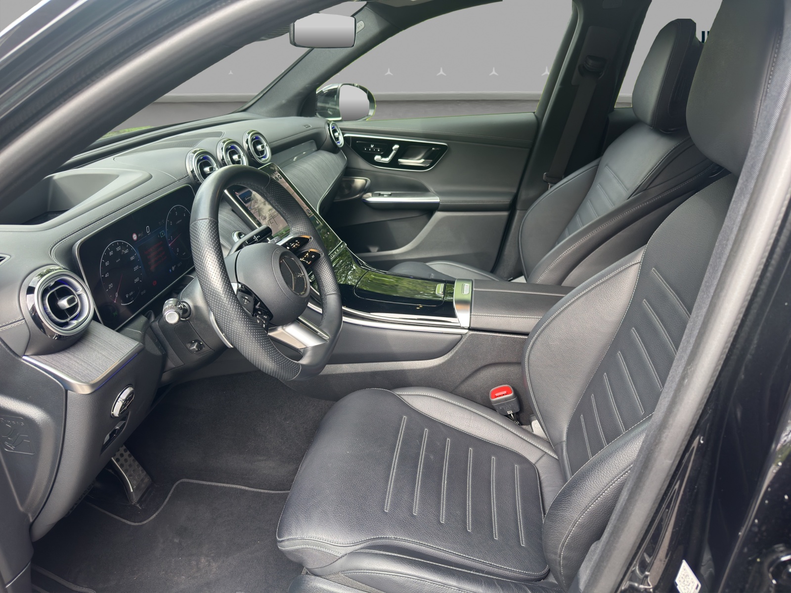 MERCEDES-BENZ GLC 300 d 4Matic AMG Line 9G-Tronic-image-7