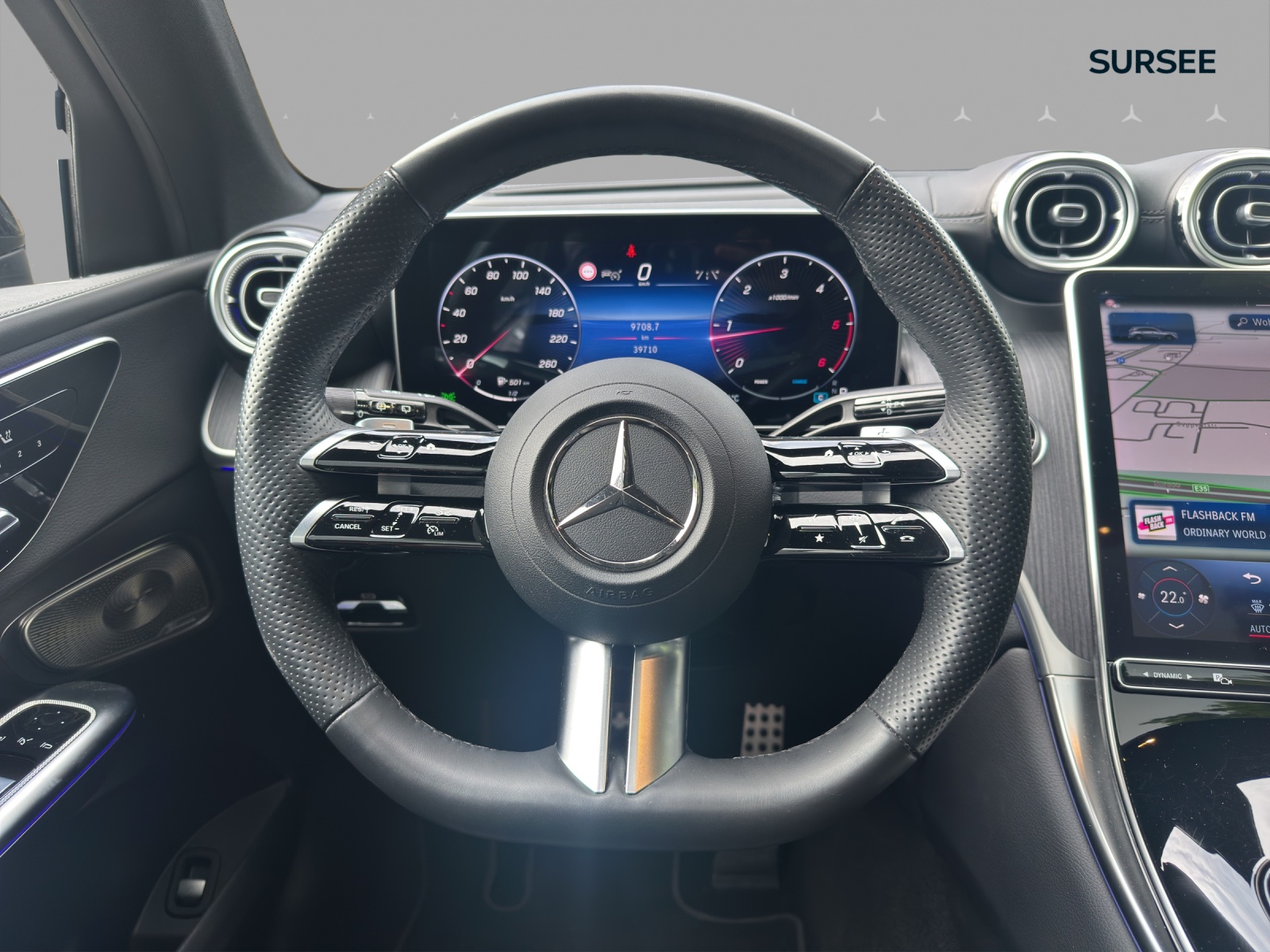 MERCEDES-BENZ GLC 300 d 4Matic AMG Line 9G-Tronic-image-9