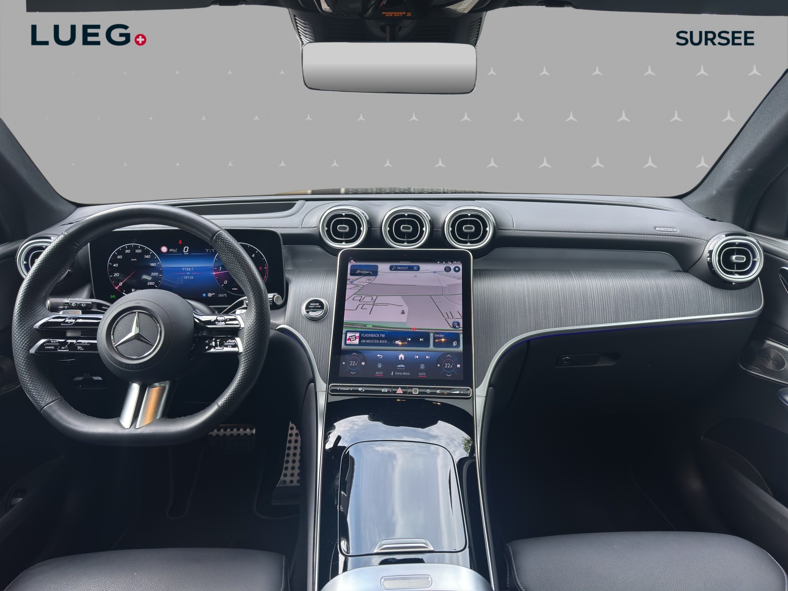 MERCEDES-BENZ GLC 300 d 4Matic AMG Line 9G-Tronic-image-10