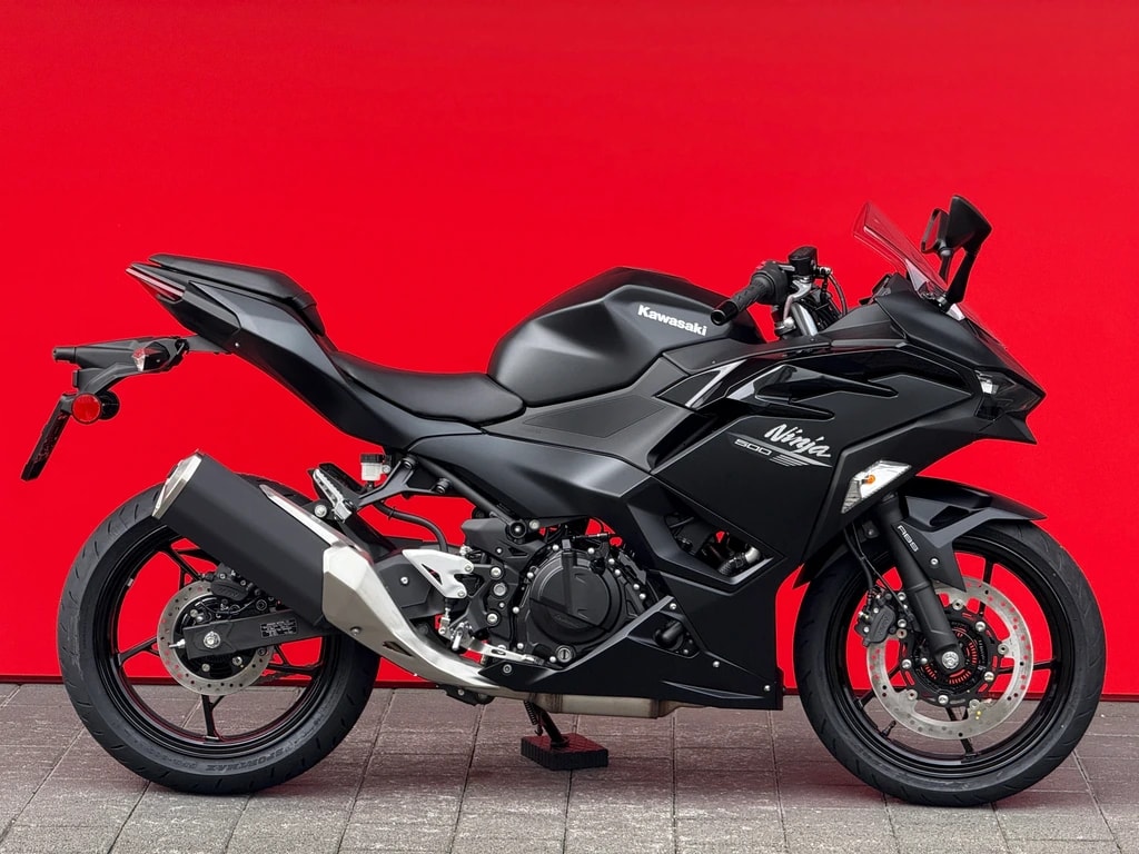 KAWASAKI Ninja 500