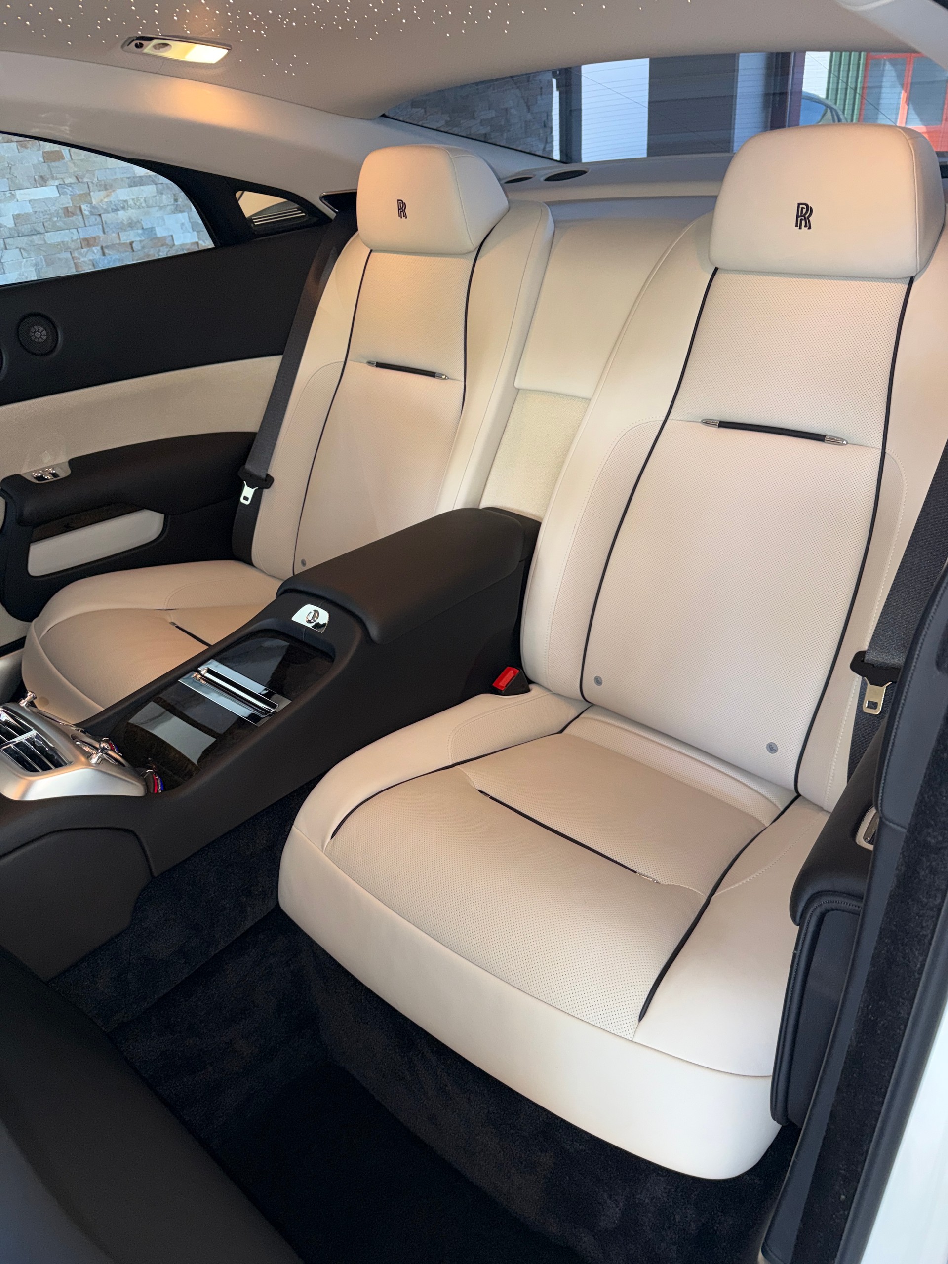 ROLLS-ROYCE Wraith 6.6 V12-image-12