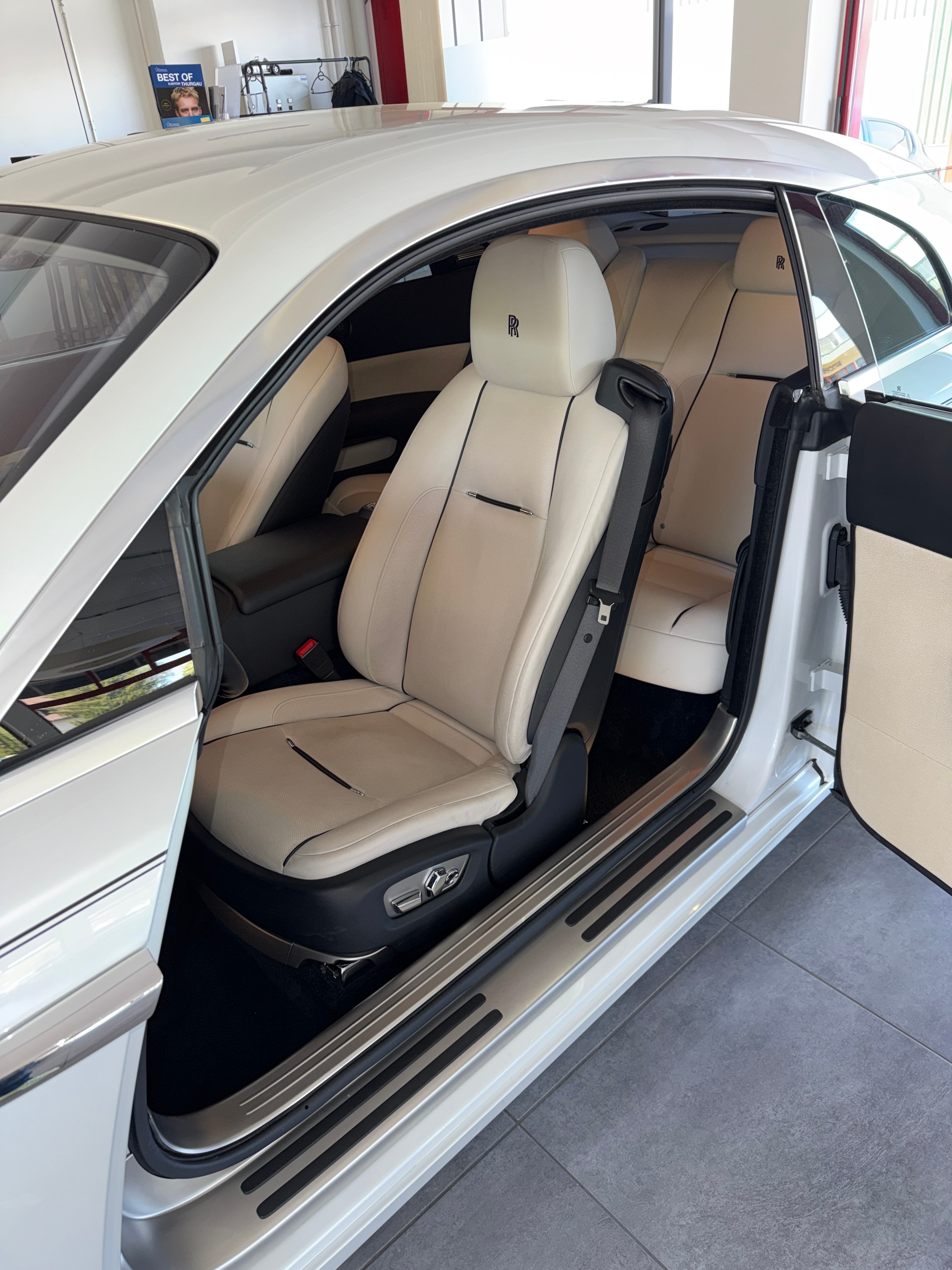 ROLLS-ROYCE Wraith 6.6 V12-image-11