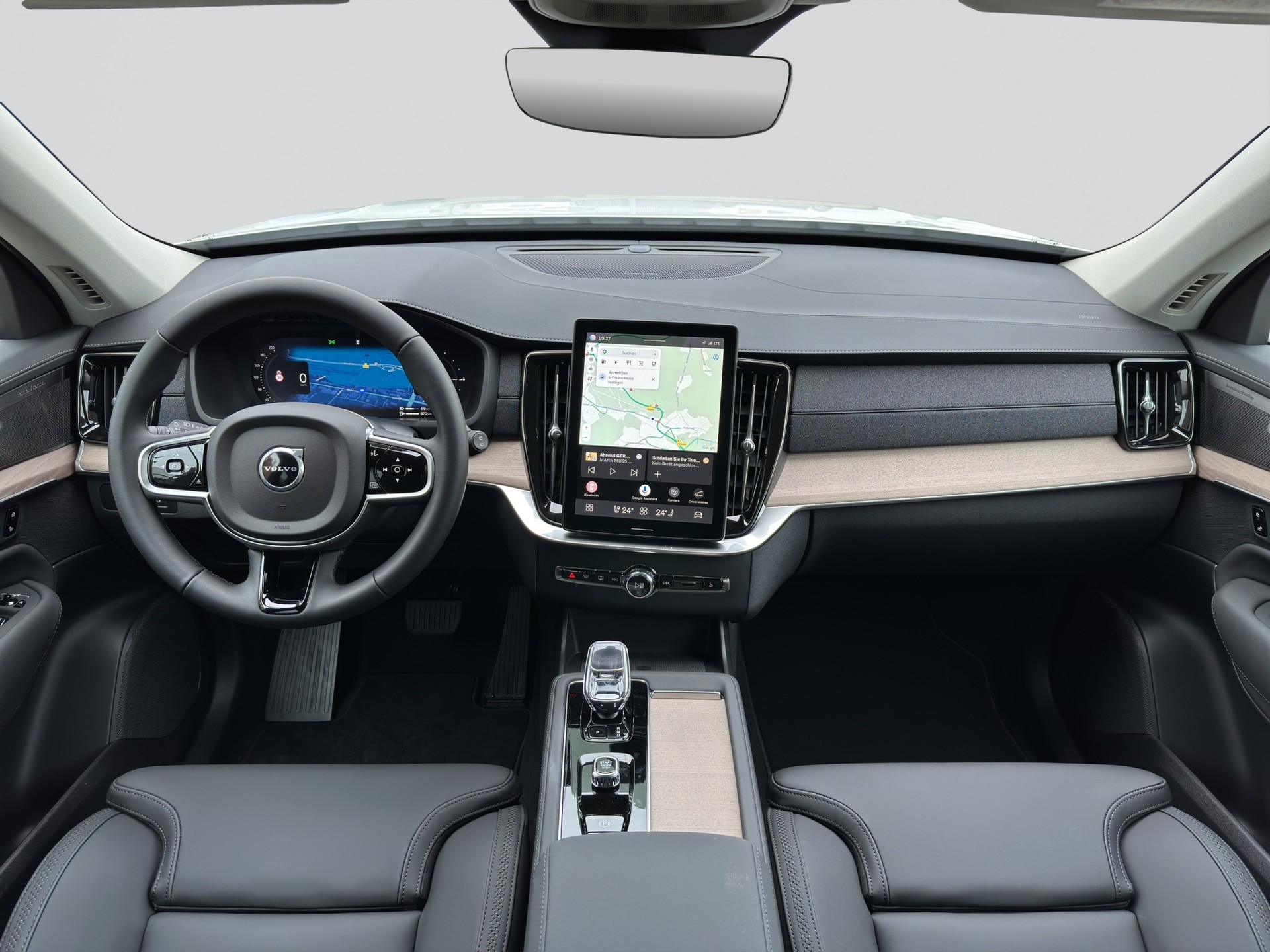 VOLVO XC90 T8 eAWD 7Pl. Plus Dark PluginHybrid Geartronic-image-19