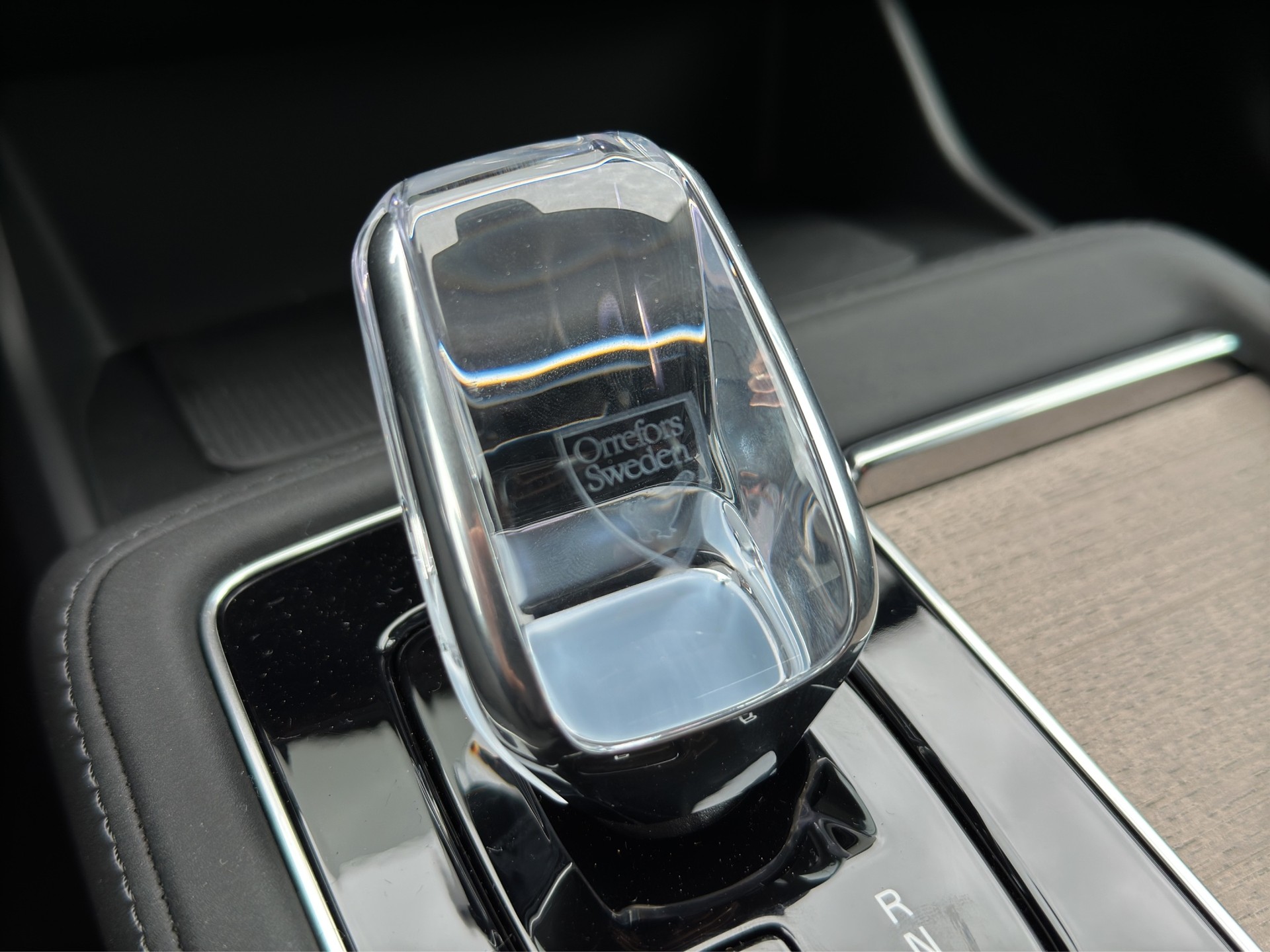 VOLVO XC90 T8 eAWD 7Pl. Plus Dark PluginHybrid Geartronic-image-16