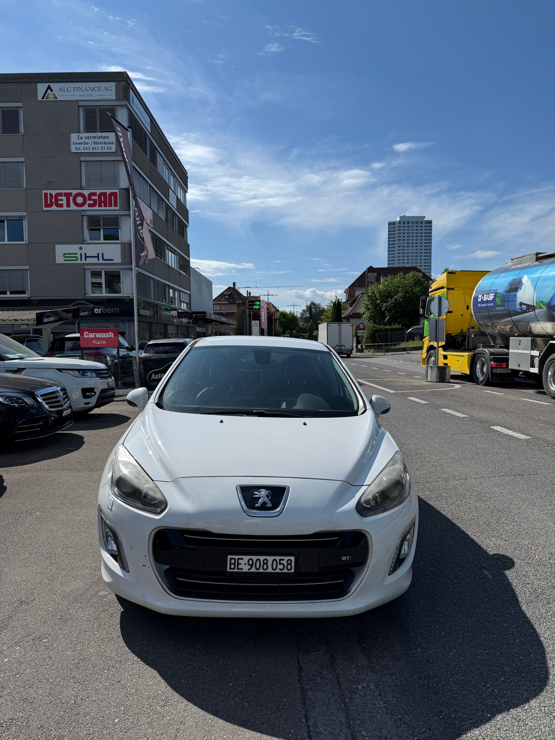 PEUGEOT 308 1.6 16V T GTi-image-1