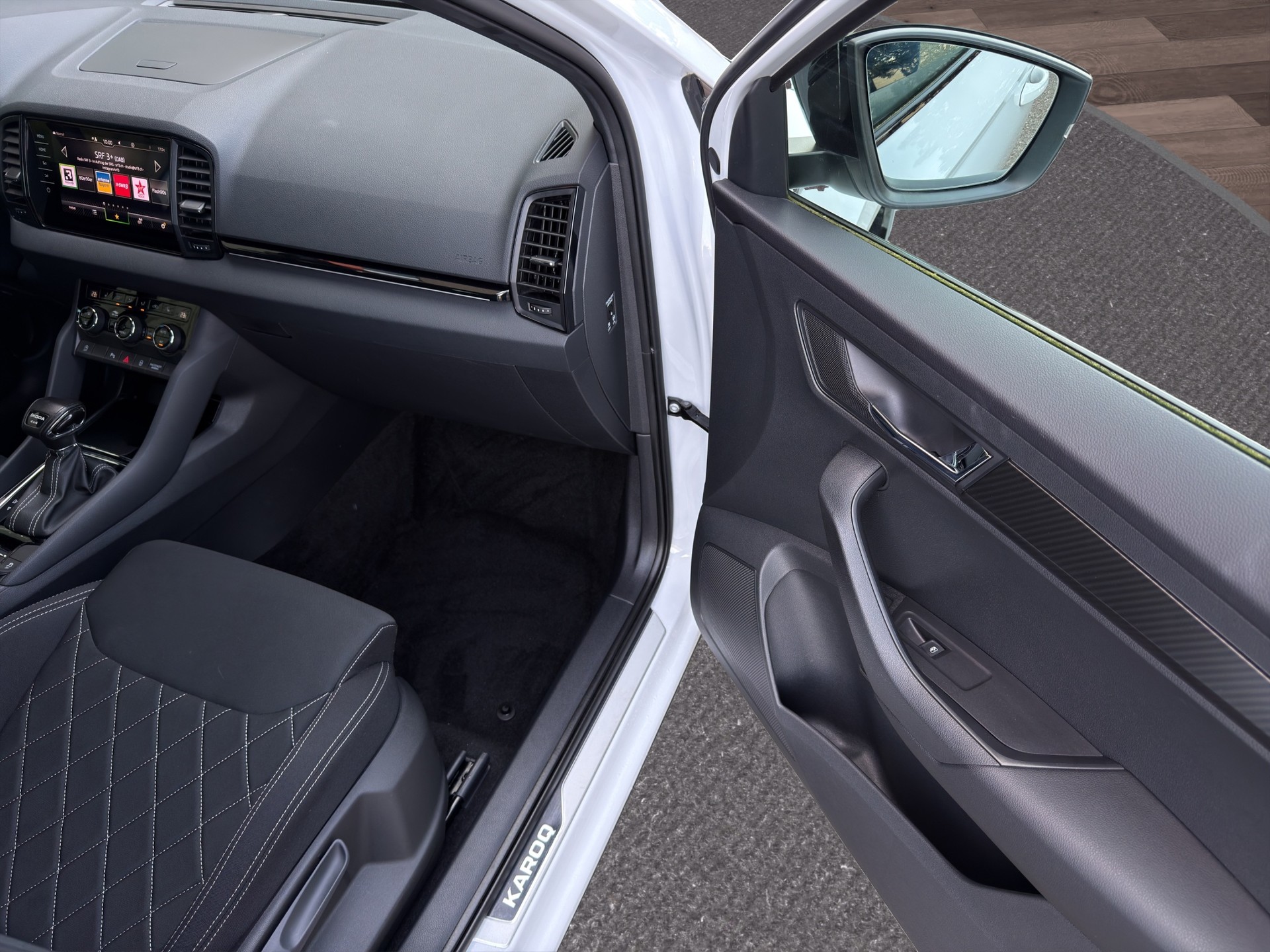 SKODA Karoq 2.0 TSI SportLine 4x4 DSG-image-20