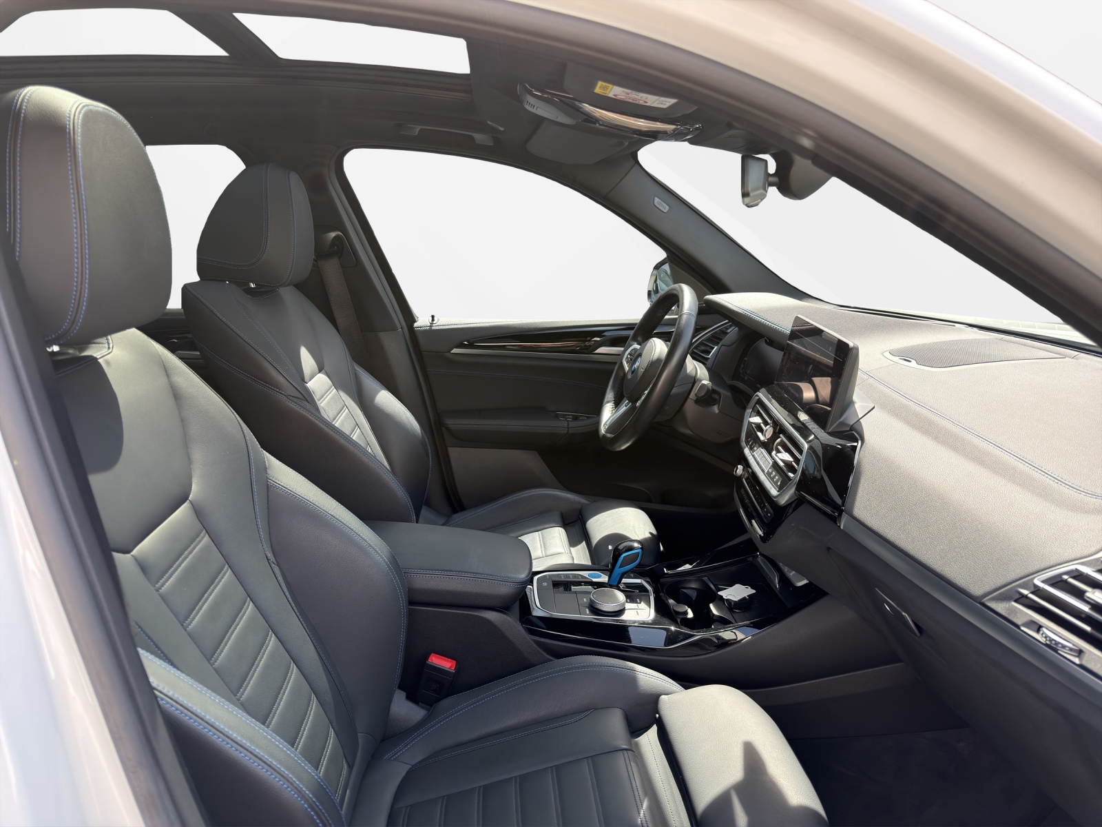 BMW iX3 Impressive-image-18
