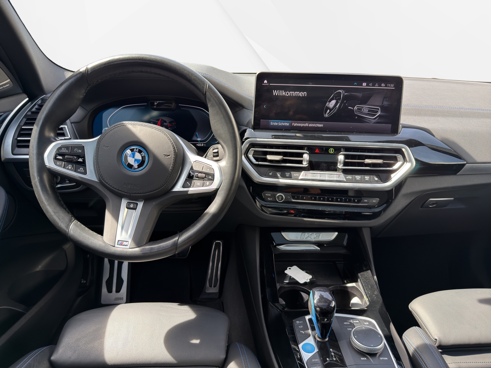 BMW iX3 Impressive-image-13
