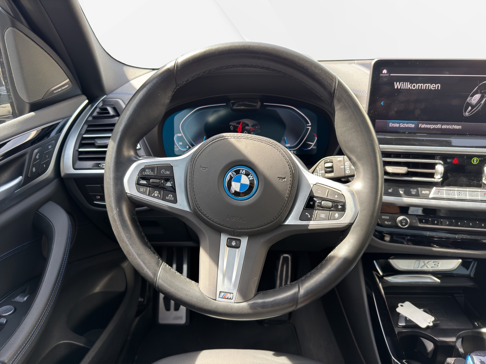 BMW iX3 Impressive-image-14