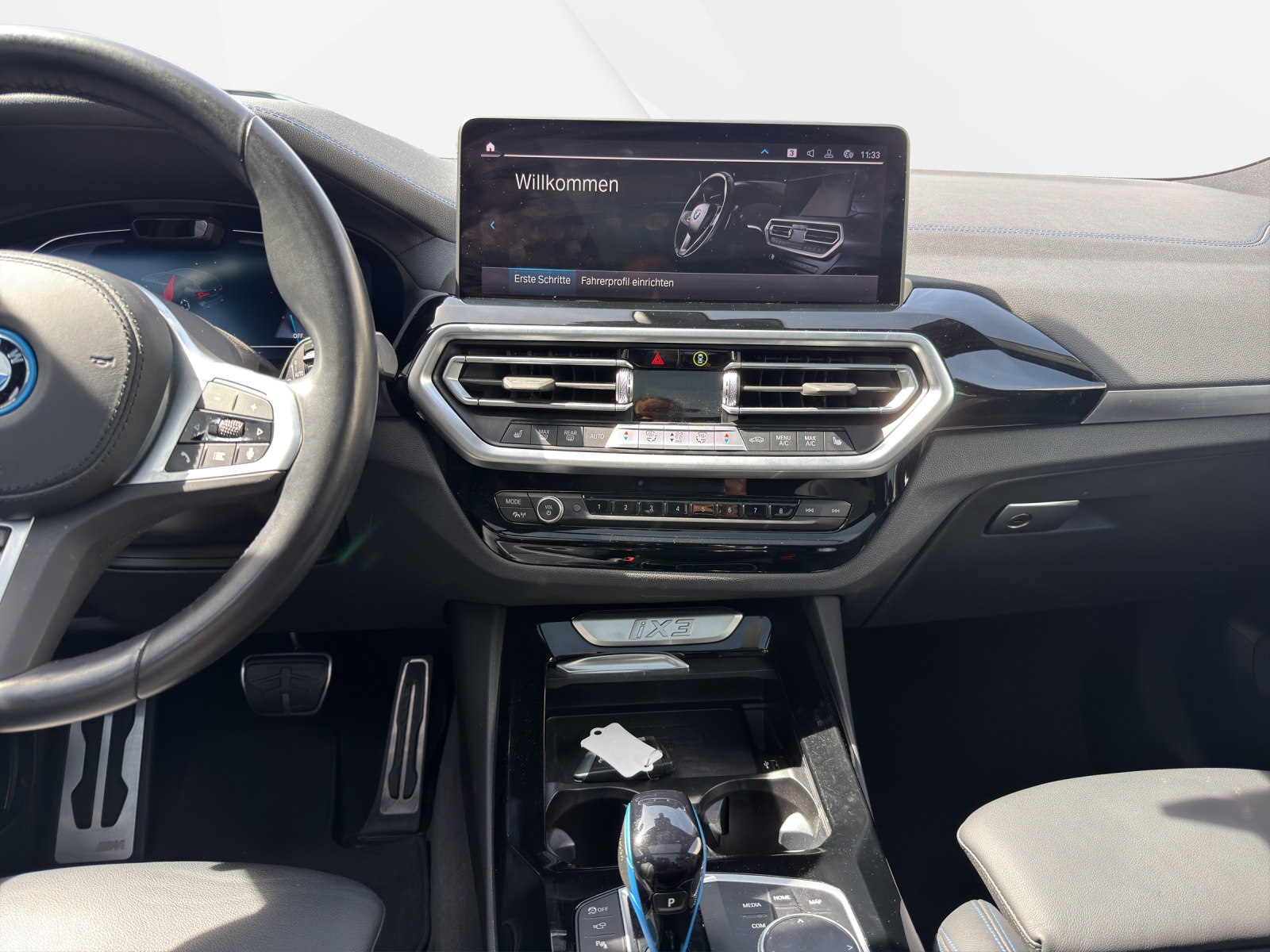 BMW iX3 Impressive-image-17