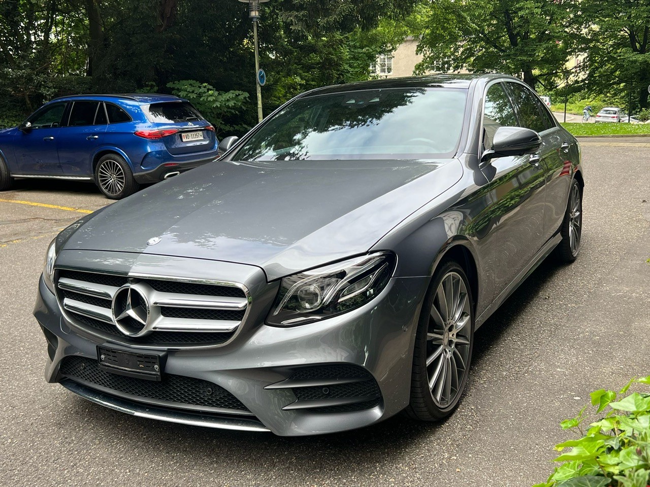 MERCEDES-BENZ E 400 AMG Line 4matic-image-1