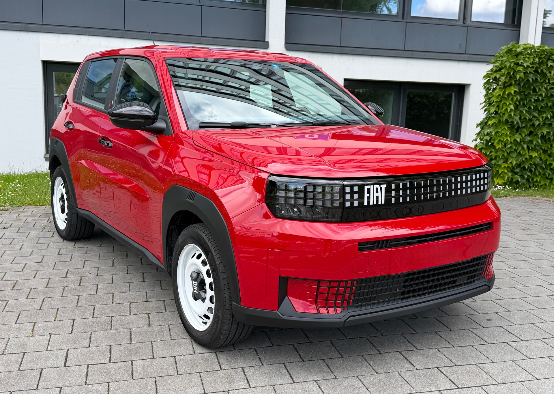 FIAT Grande Panda Elektro 🔋 Red 🔴