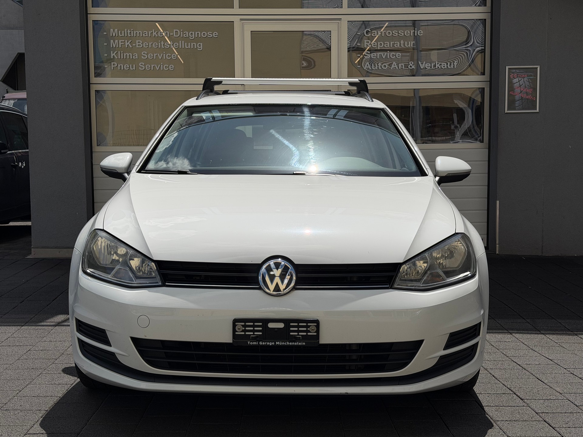 VW Golf Variant 1.2 TSI Trendline*Ab MFK&Service*CH-FHZ*1.Hand*Sparsam&Zuverlässig*-image-1