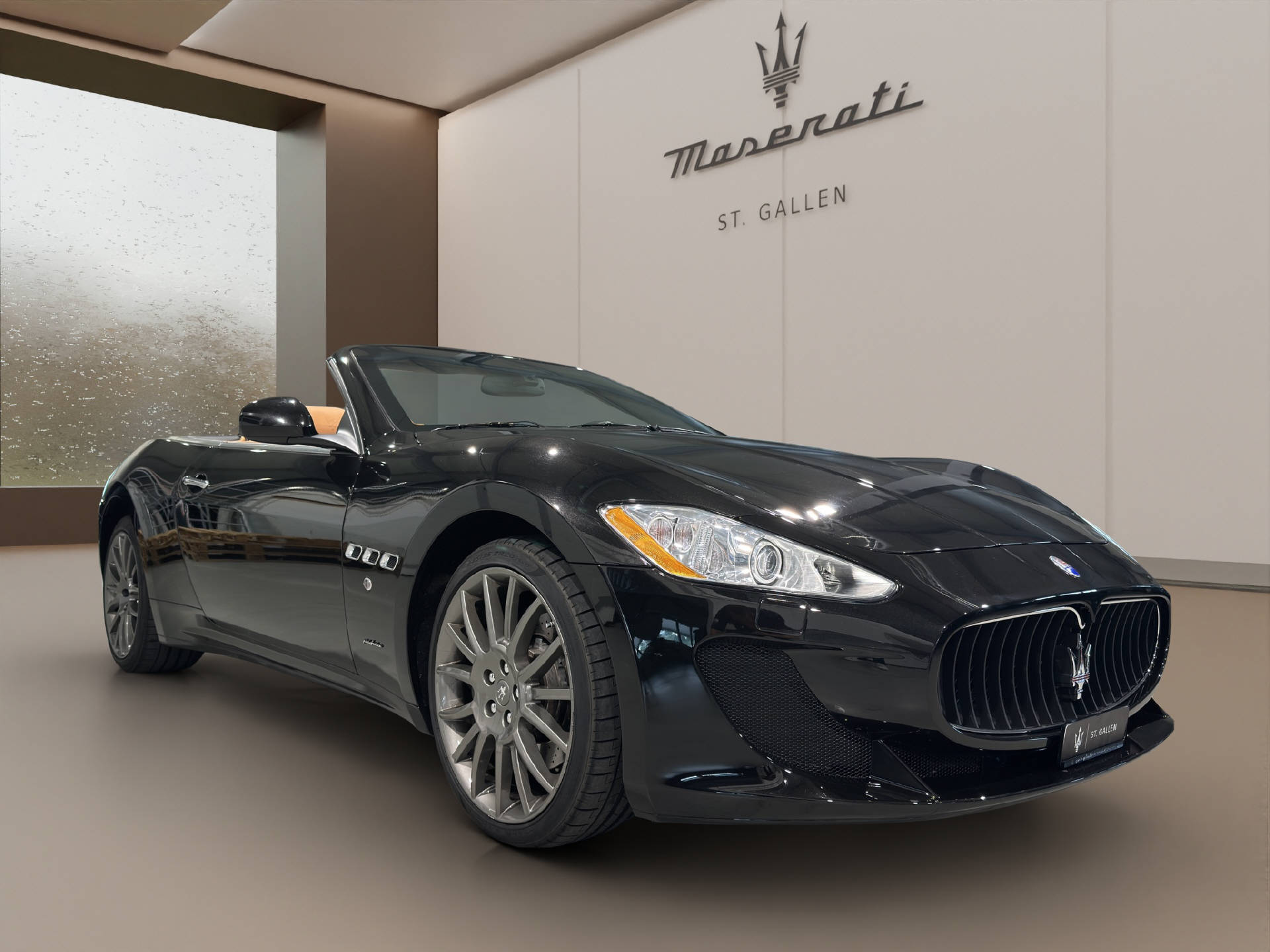 MASERATI Grancabrio 4.7 V8-showroom-element-2