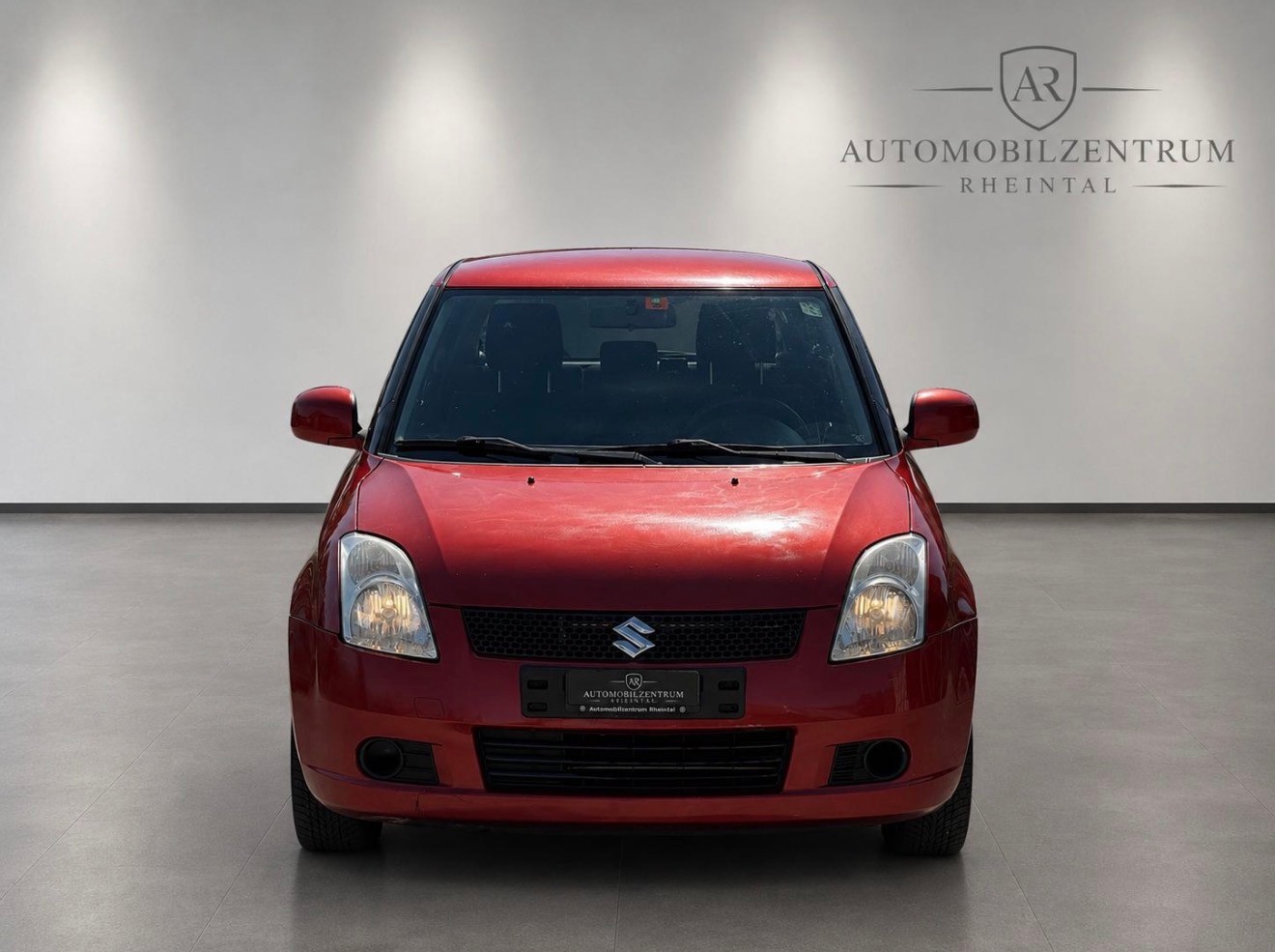 SUZUKI Swift 1.3i 16V GL Top 4x4-showroom-element-1