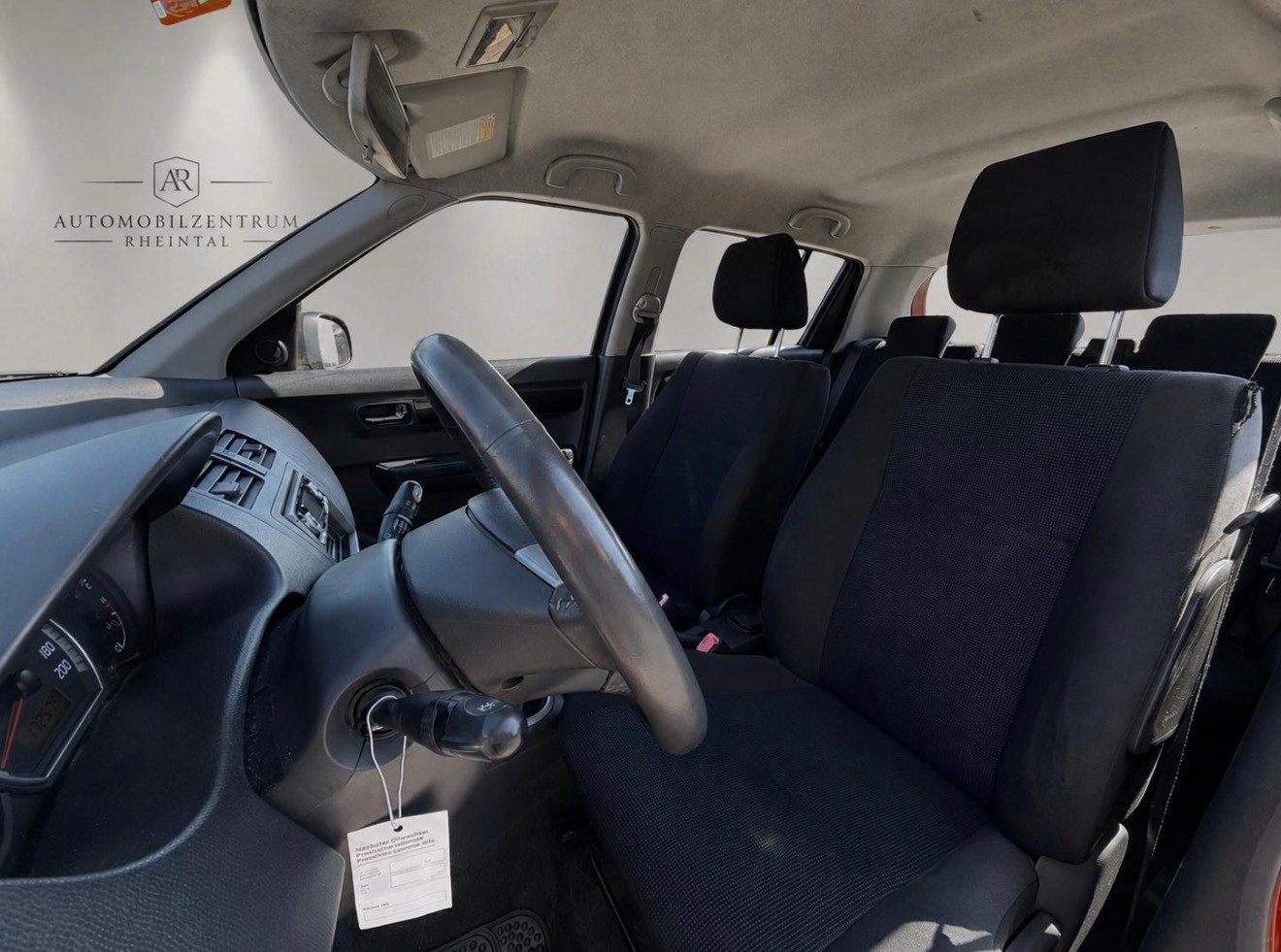 SUZUKI Swift 1.3i 16V GL Top 4x4-image-8