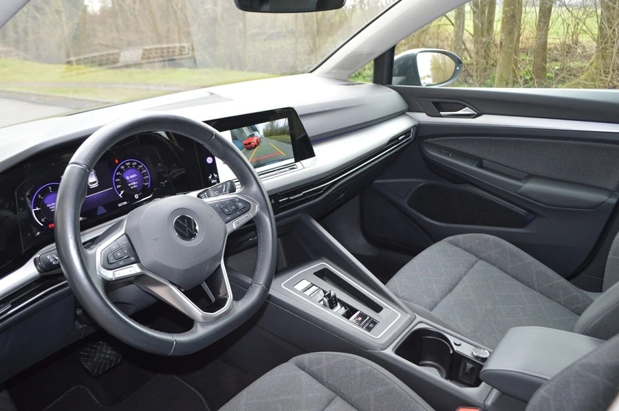 VW Golf Variant 2.0 TDI Life DSG 4Motion-image-6