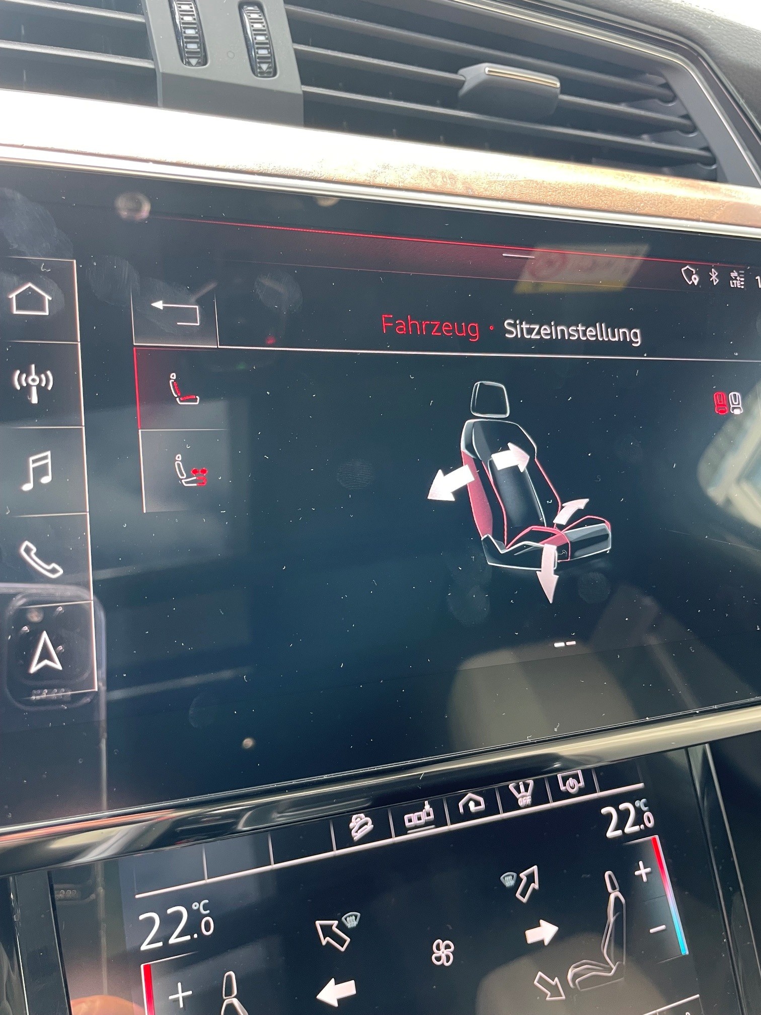 AUDI e-tron 55 Advanced quattro-image-15