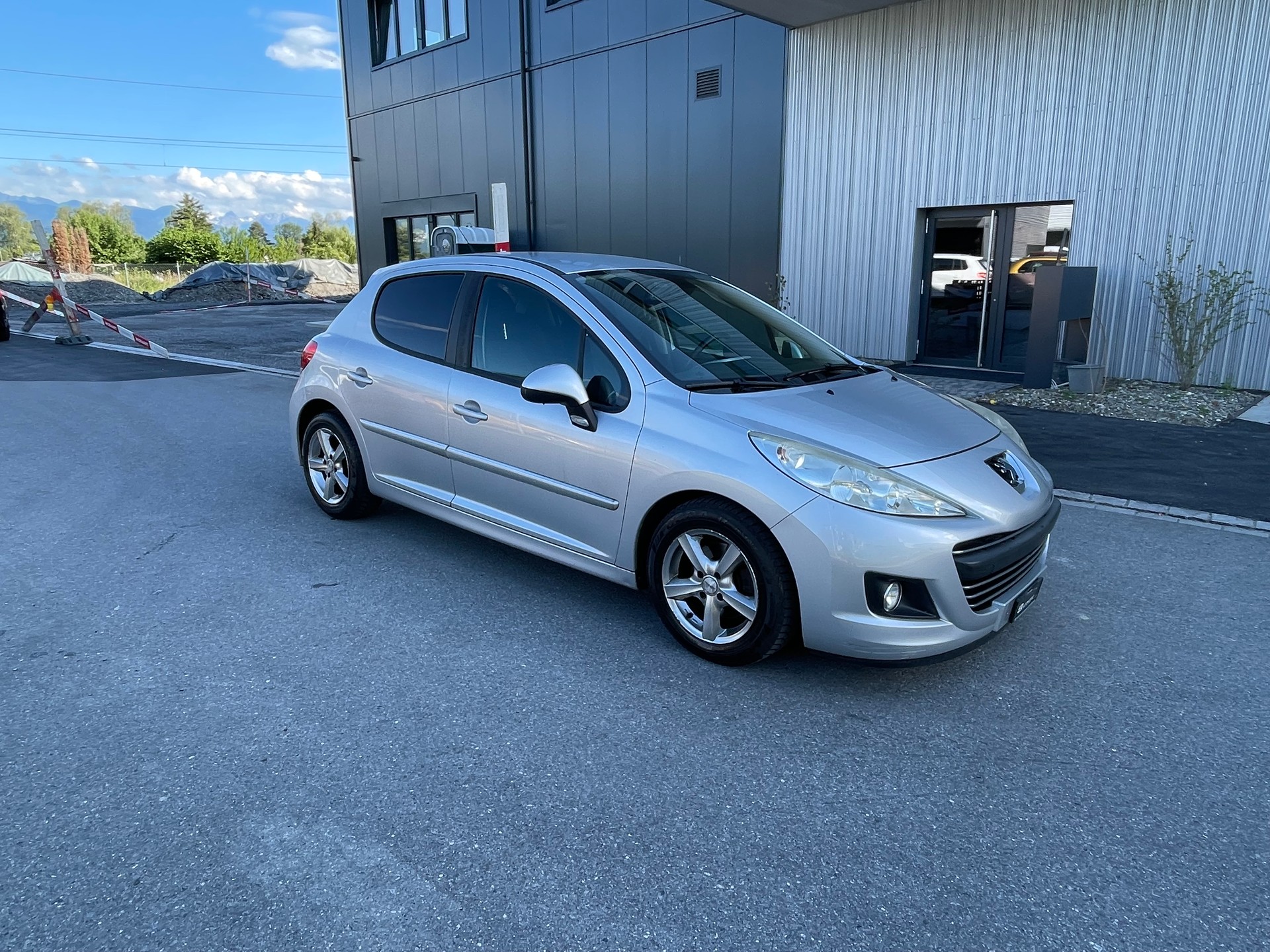 PEUGEOT 207 1.6 16V Sport-image-1