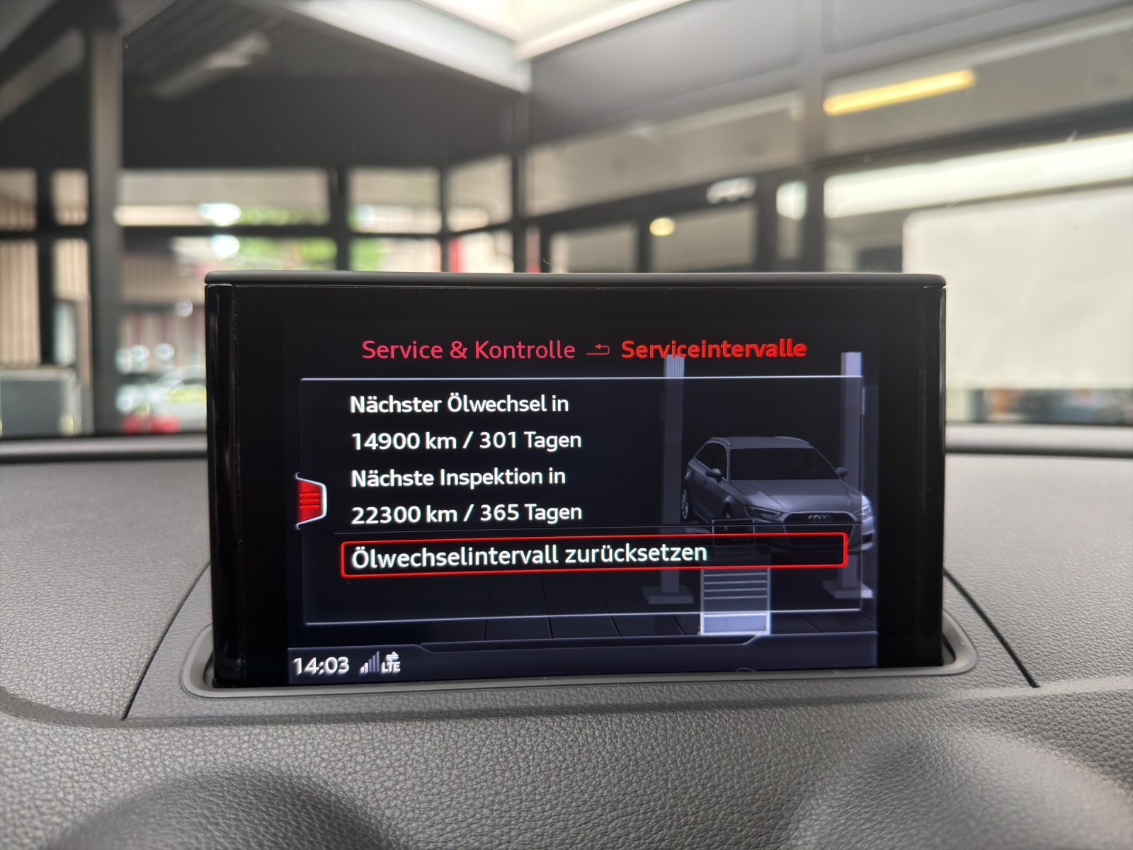 AUDI S3 Sportback 2.0 TFSI quattro S-tronic-image-18
