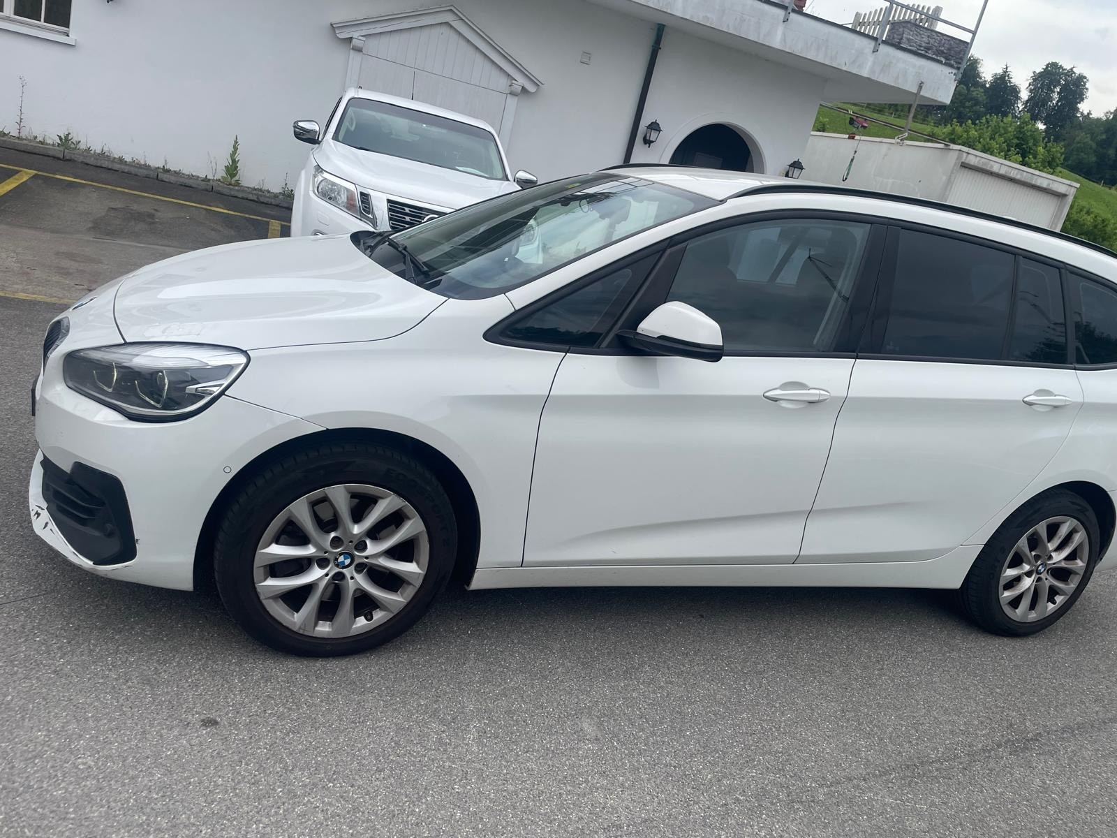BMW 218d xDrive Gran Tourer Steptronic M Sport-image-1