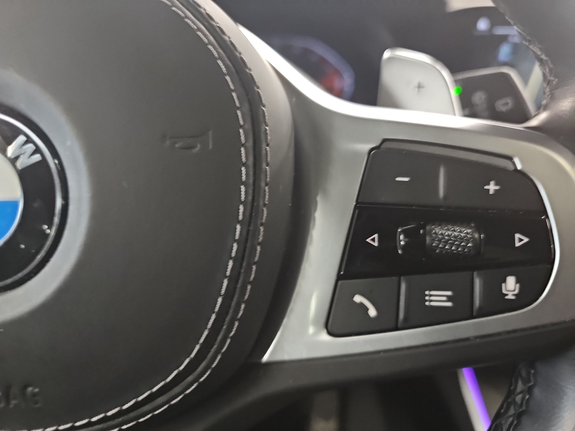 BMW X5 xDrive 48V 30d M Sport Steptronic-image-15