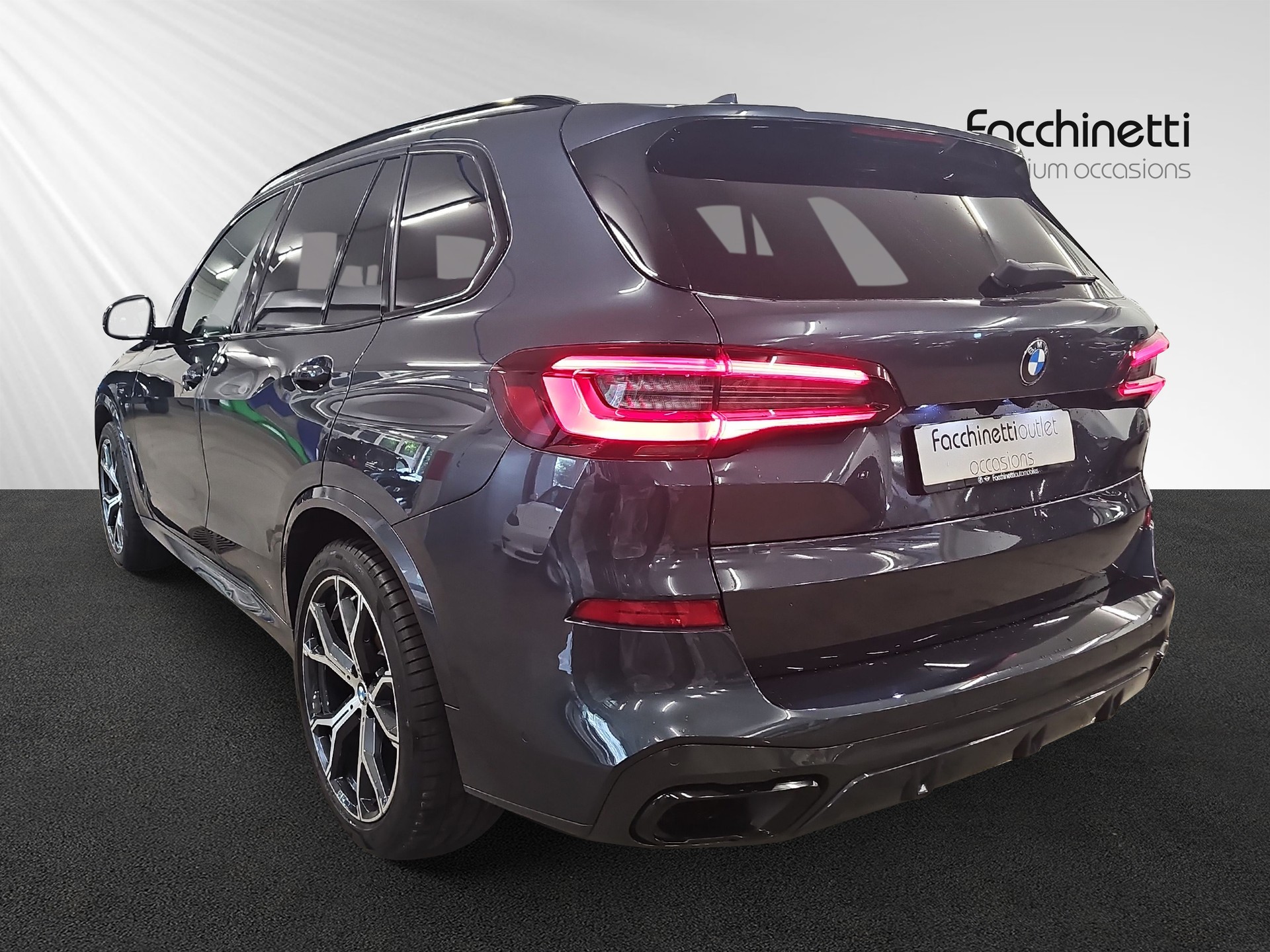 BMW X5 xDrive 48V 30d M Sport Steptronic-image-2