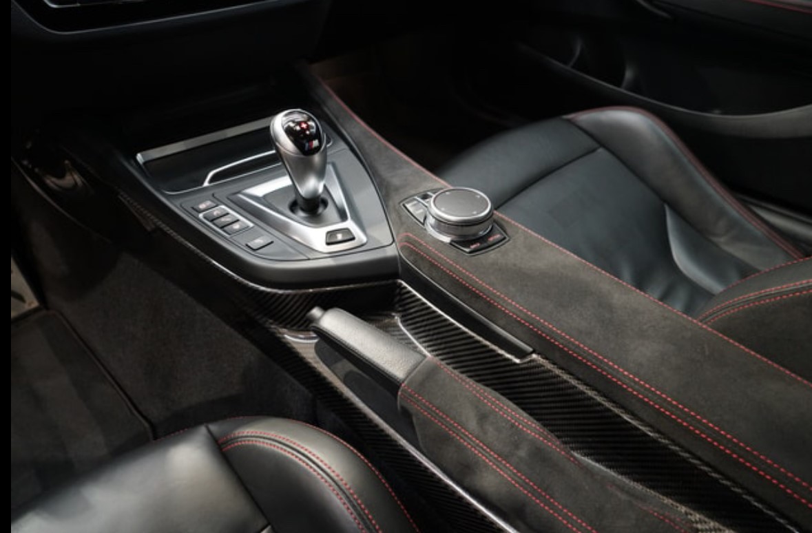 BMW M2 CS-image-8