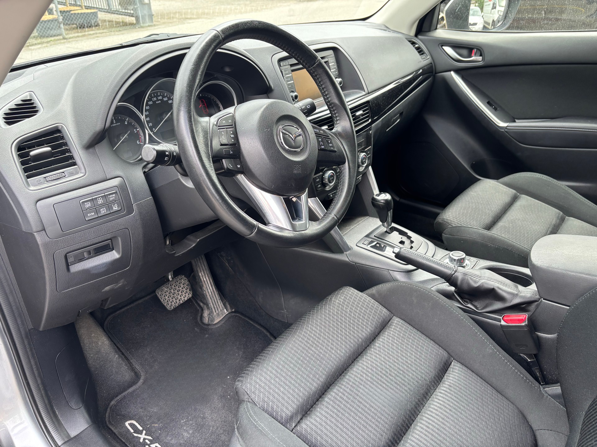 MAZDA CX-5 2.2 D Ambition AWD Automatic-image-5