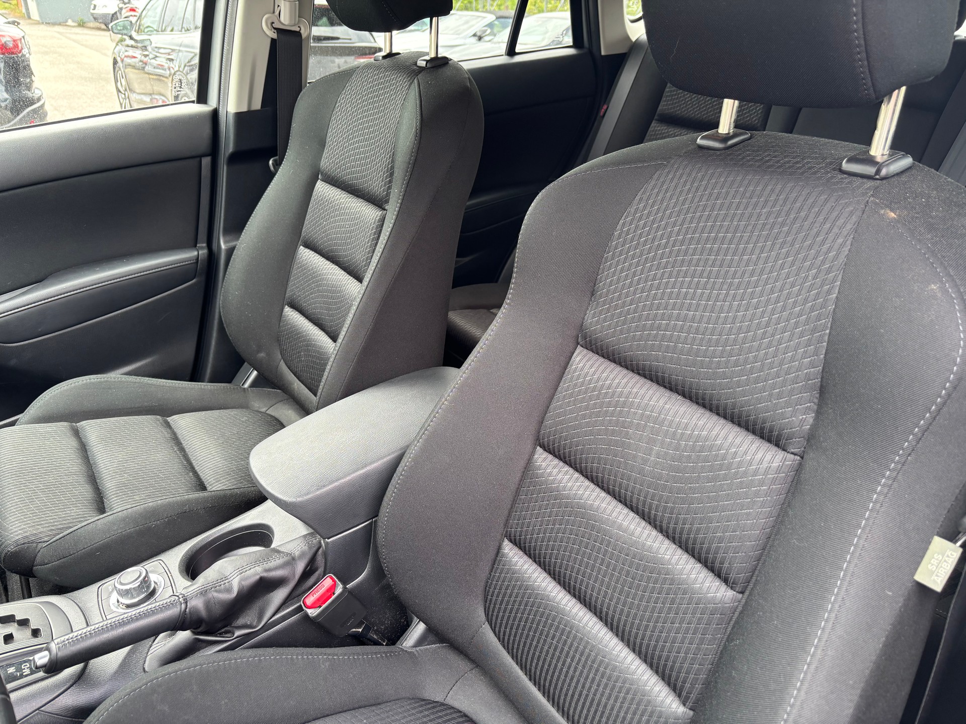 MAZDA CX-5 2.2 D Ambition AWD Automatic-image-6