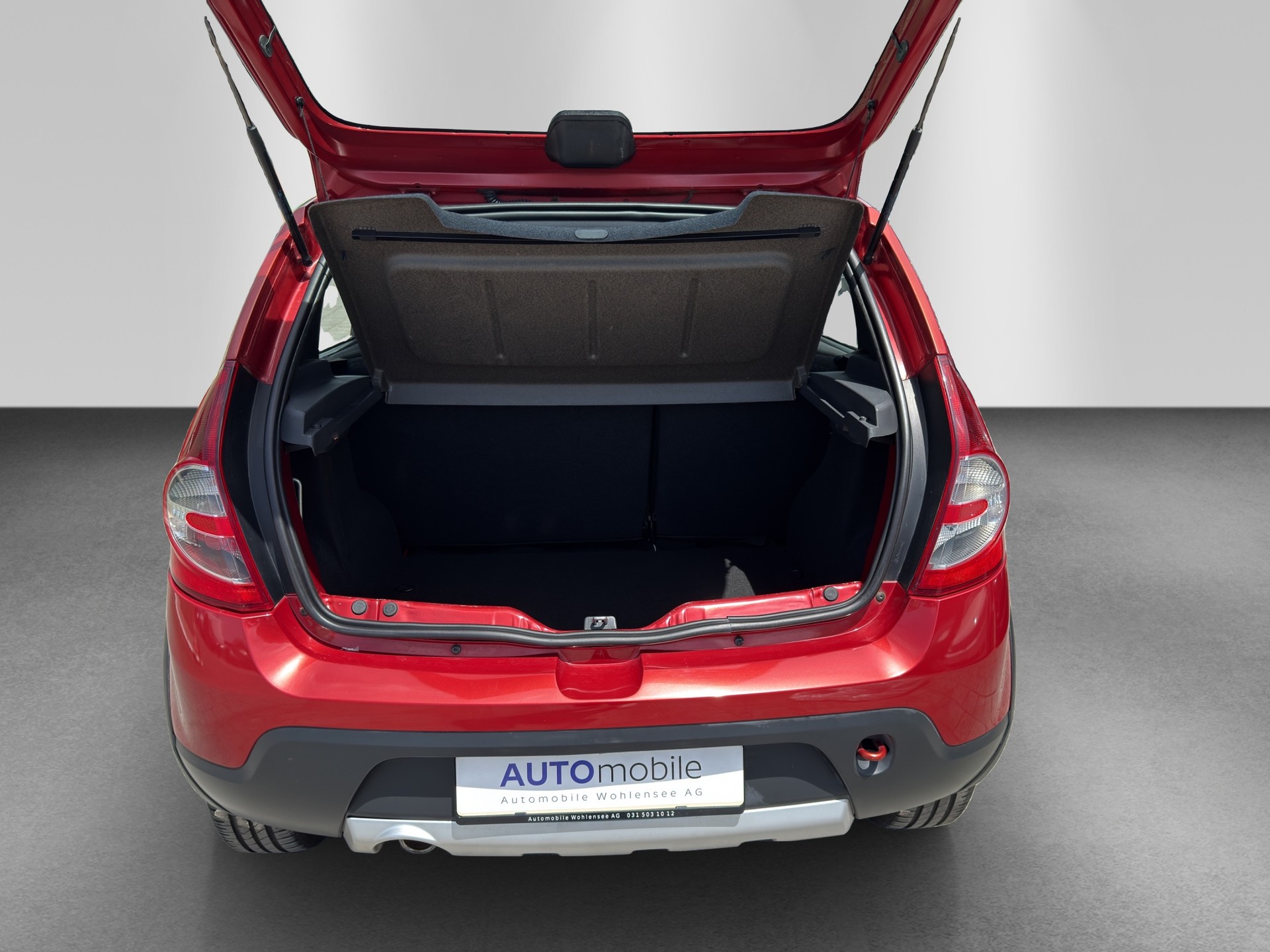 DACIA Sandero 1.6 Stepway-image-14
