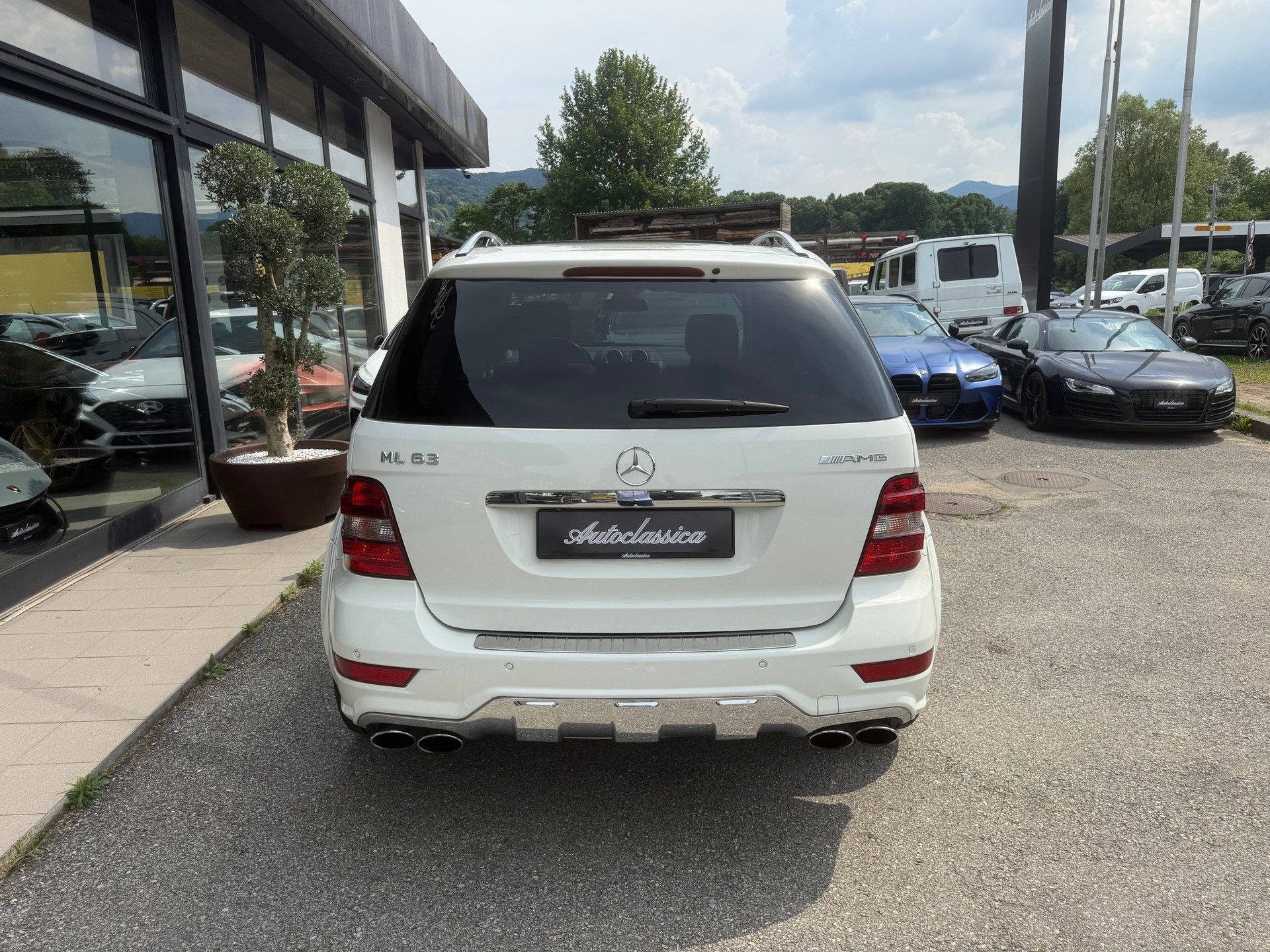 MERCEDES-BENZ ML 63 AMG 4Matic 7G-Tronic-image-2