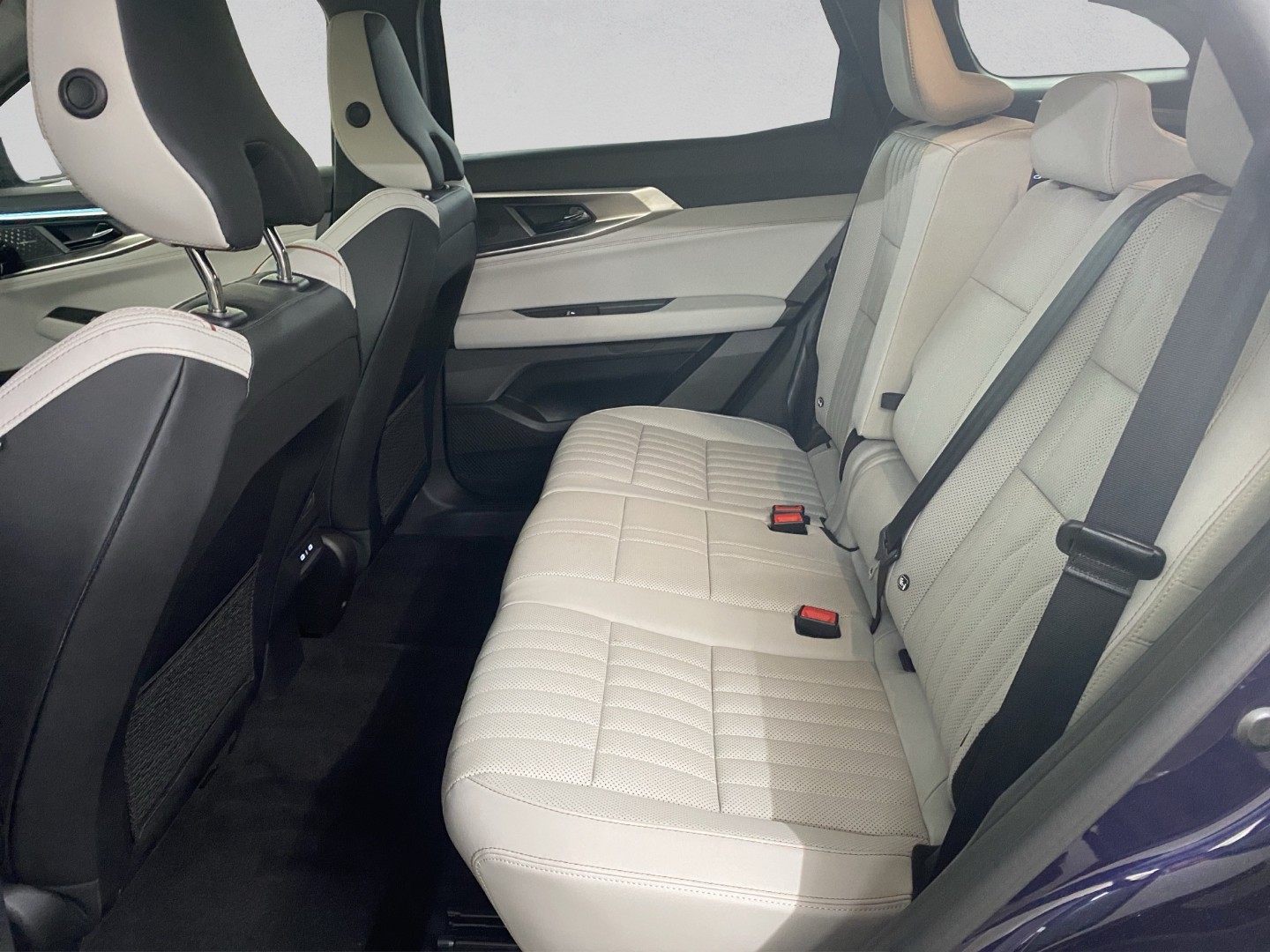 RENAULT Espace 1.2 E-Tech 200 Iconic-image-12