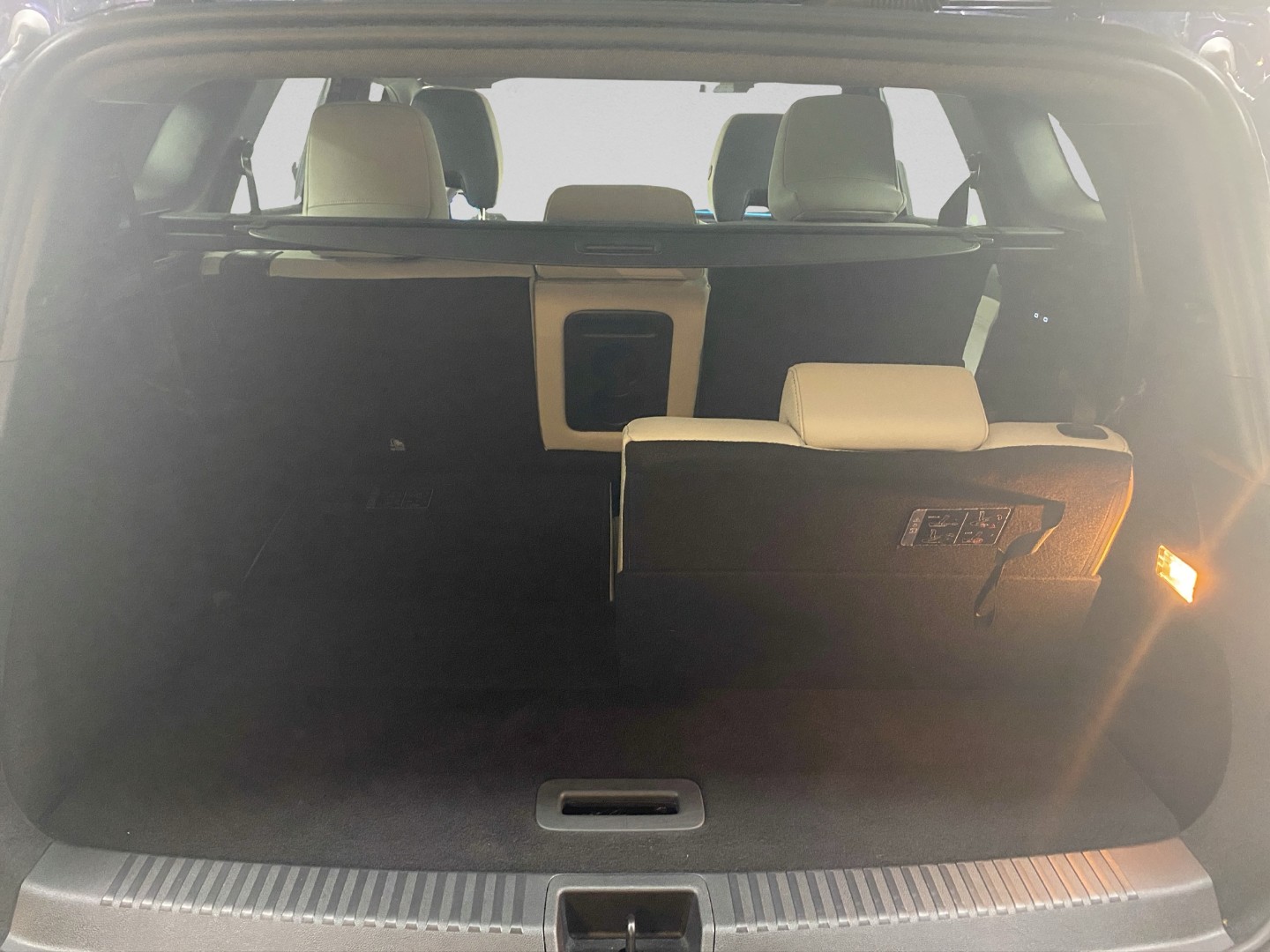 RENAULT Espace 1.2 E-Tech 200 Iconic-image-25