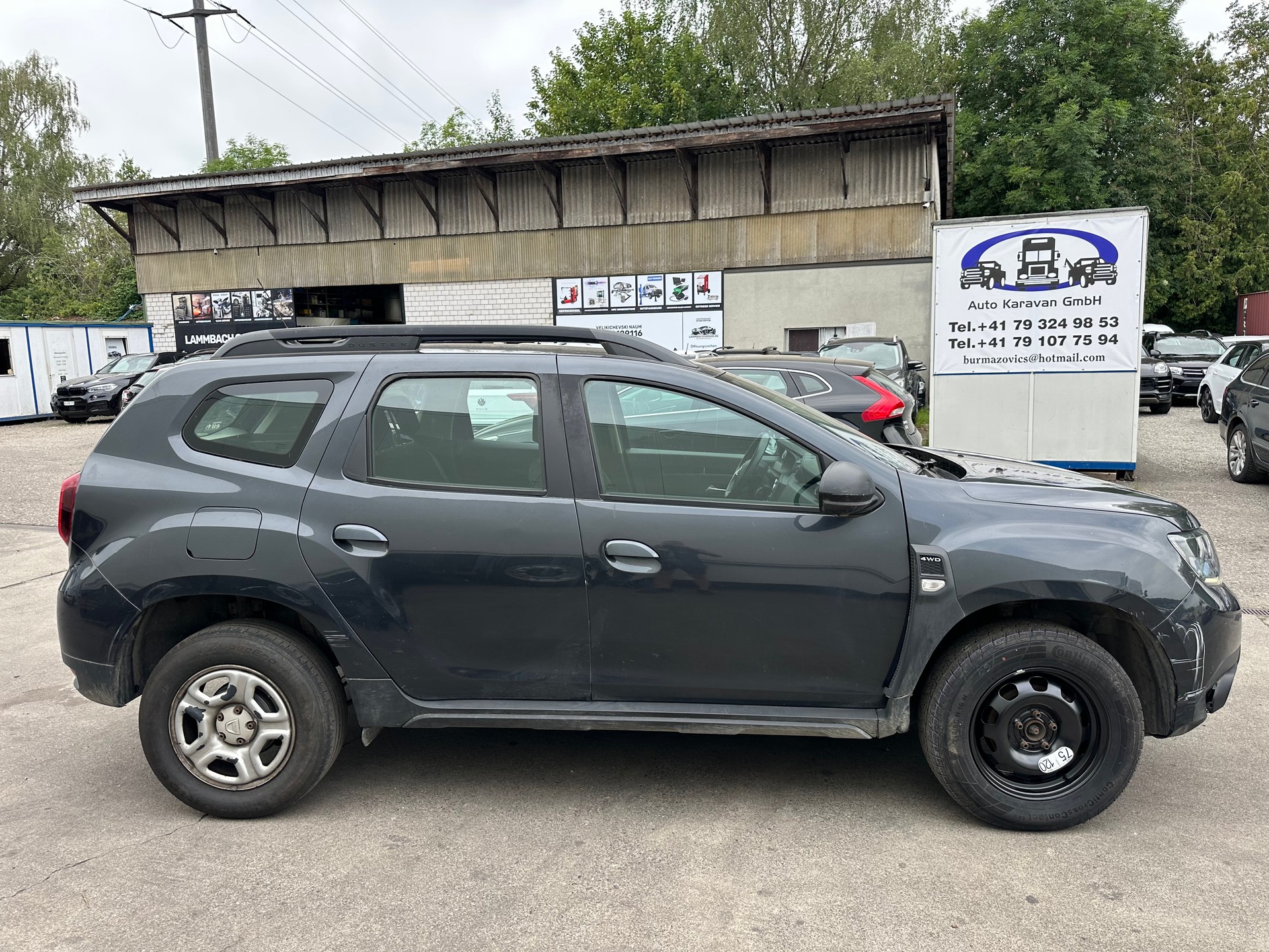 DACIA Duster SCe 115 Comfort 4x4-image-8