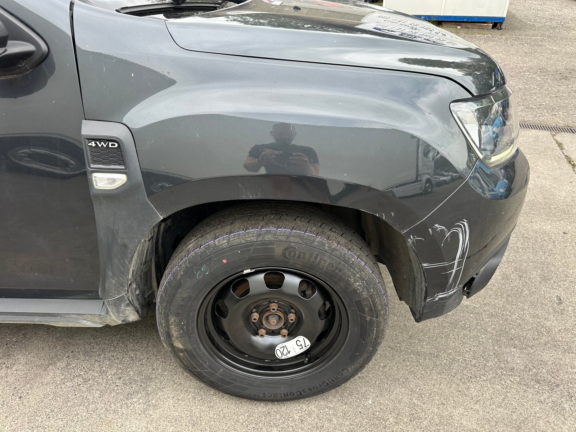 DACIA Duster SCe 115 Comfort 4x4-image-13