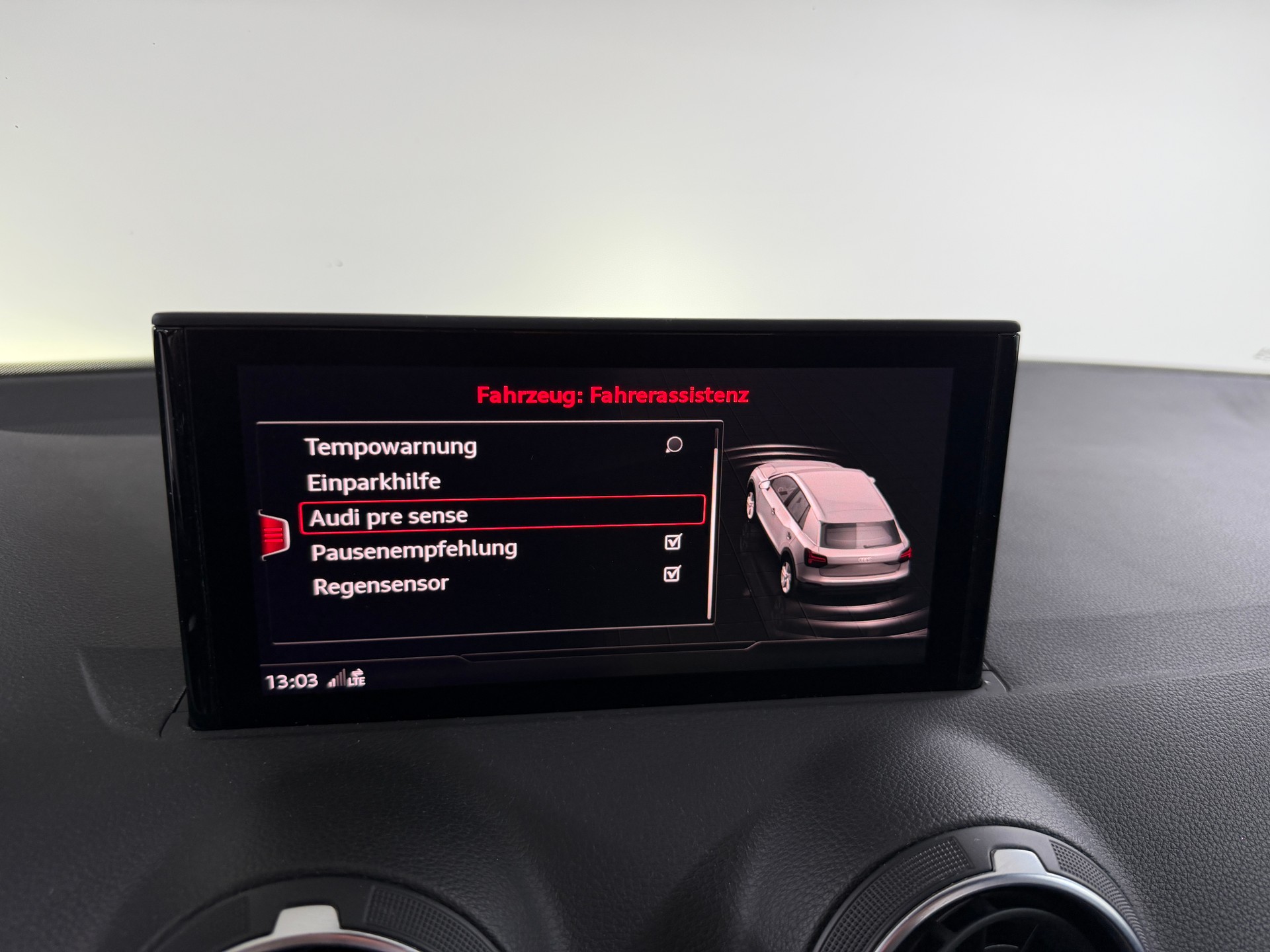 AUDI Q2 1.4 TFSI Edition # 1 QUANTUMGRAY S-tronic-image-15