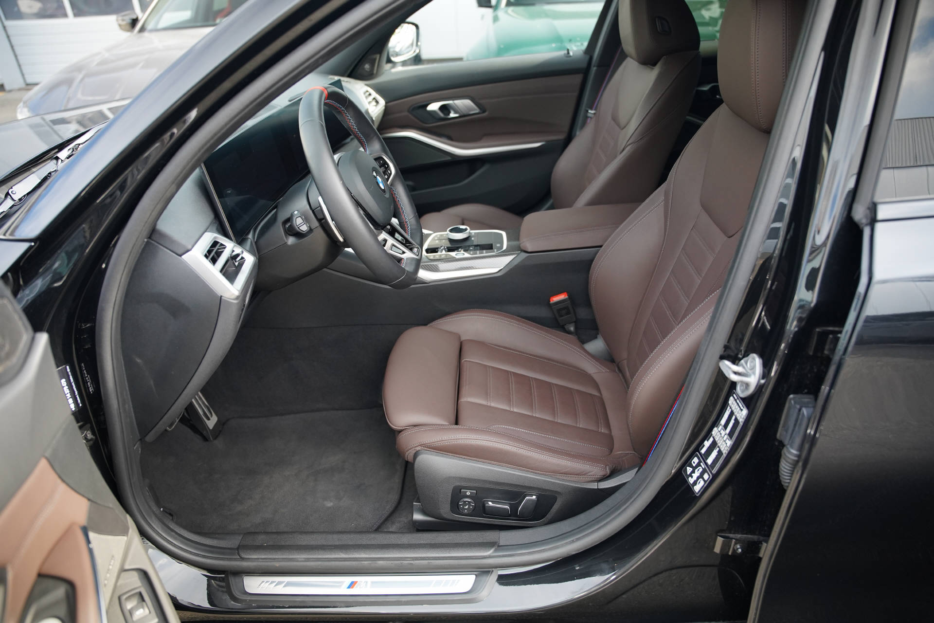 BMW M340d xDrive 48V Touring Steptronic M Sport Pro LCI-image-7