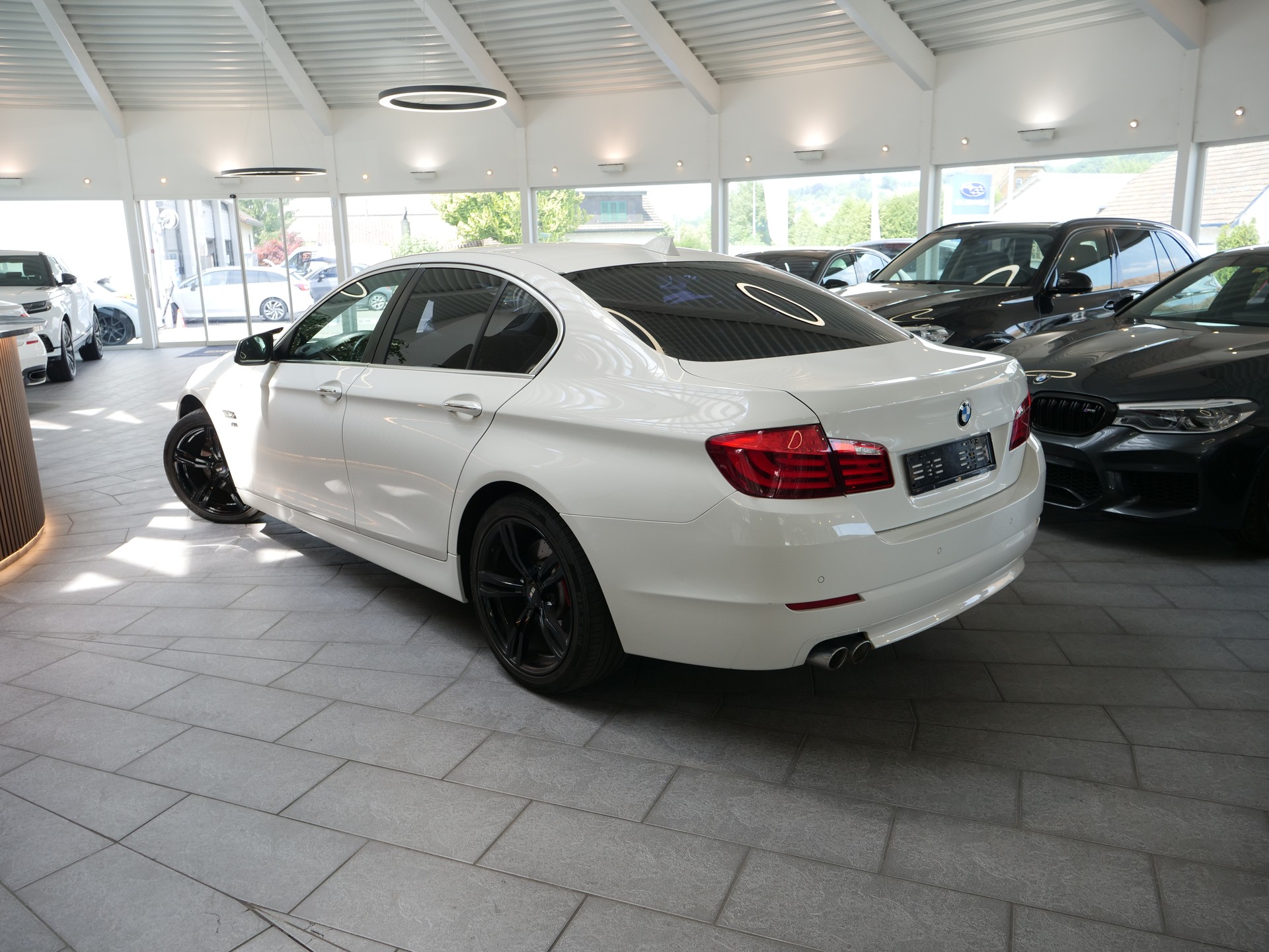 BMW 530d xDrive Steptronic-image-3