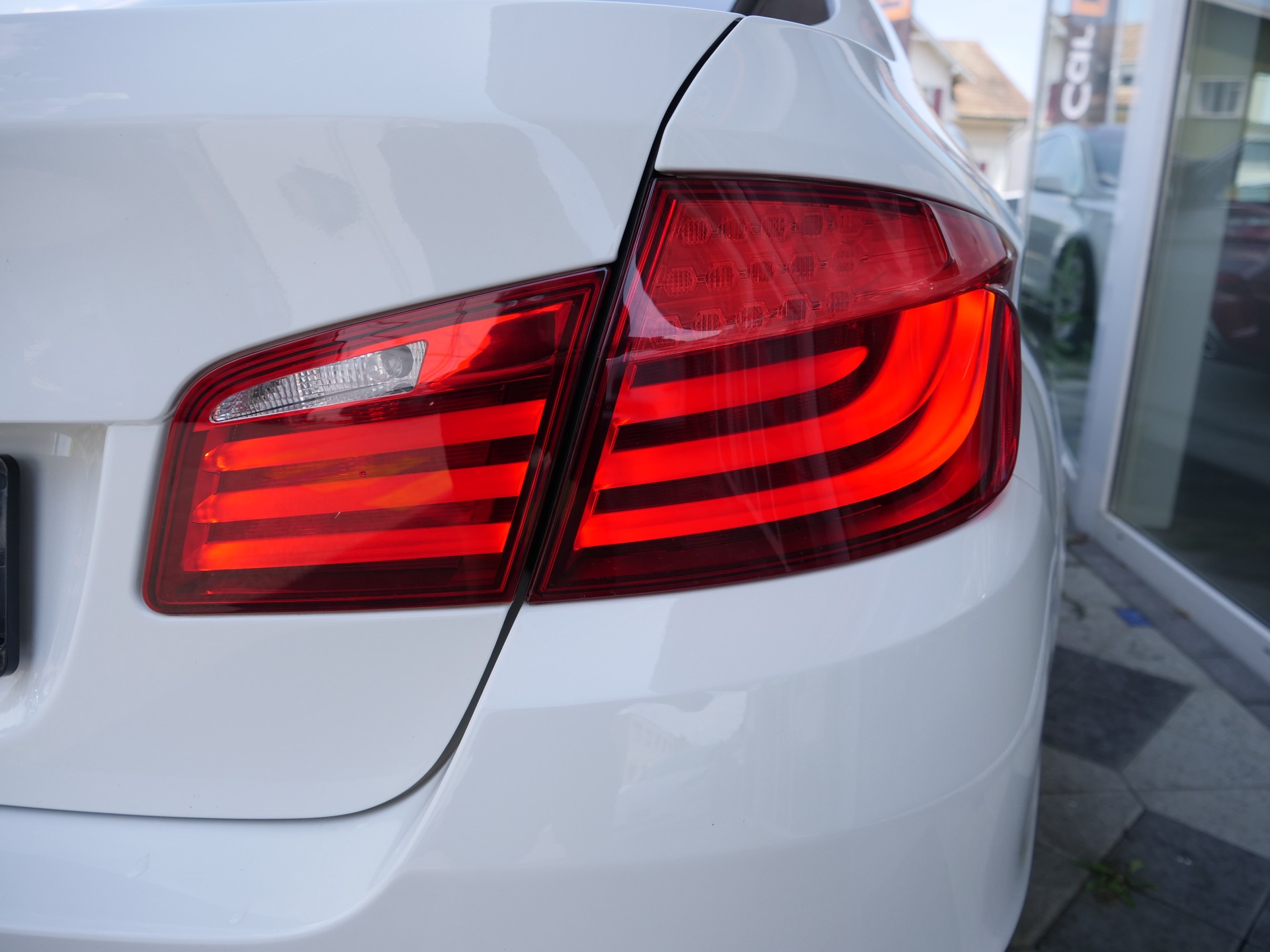 BMW 530d xDrive Steptronic-image-16