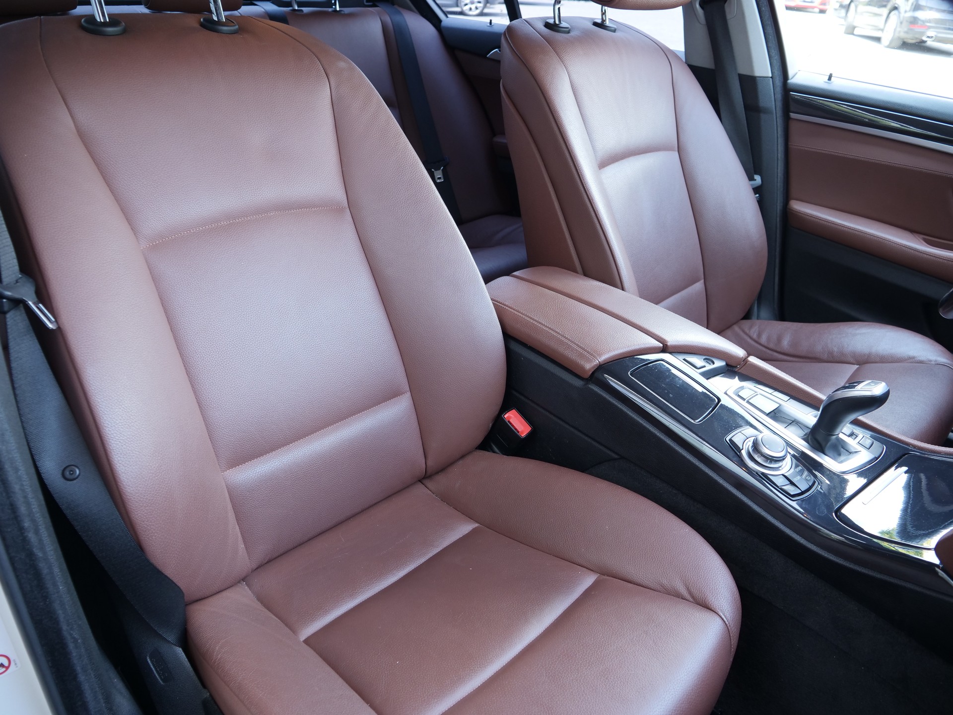 BMW 530d xDrive Steptronic-image-9
