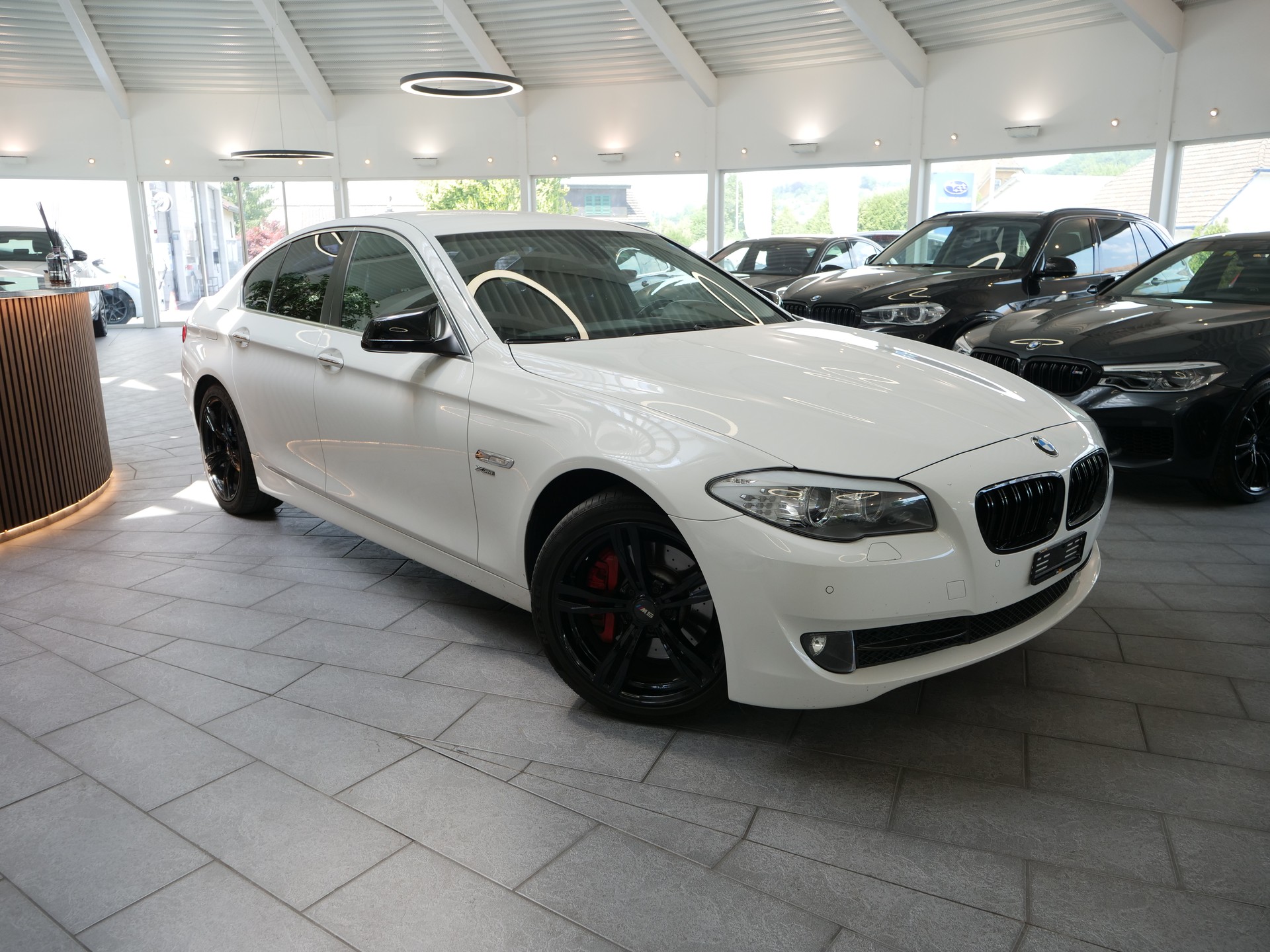 BMW 530d xDrive Steptronic-image-2