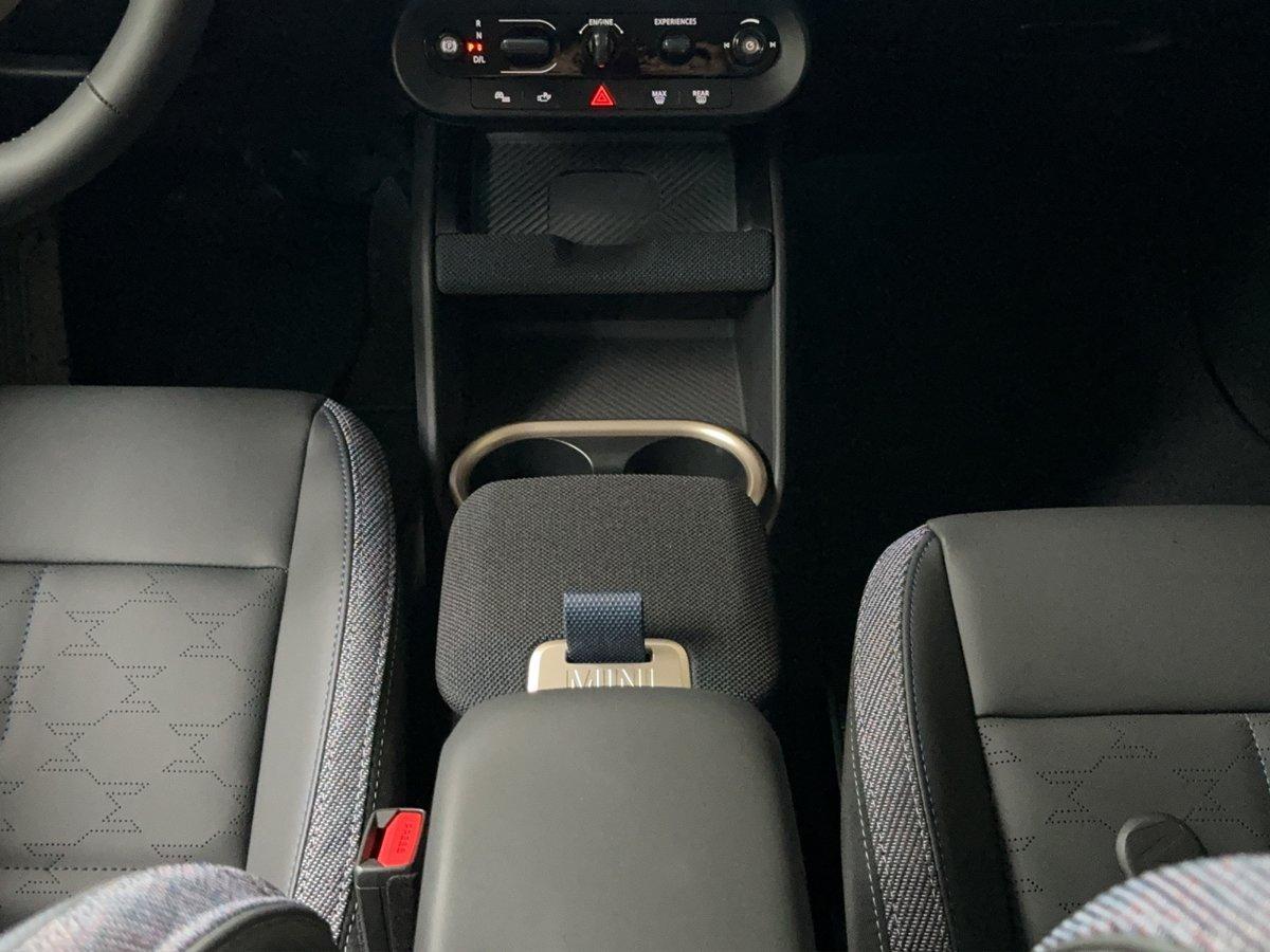 MINI Countryman U25 1.5i C-image-11