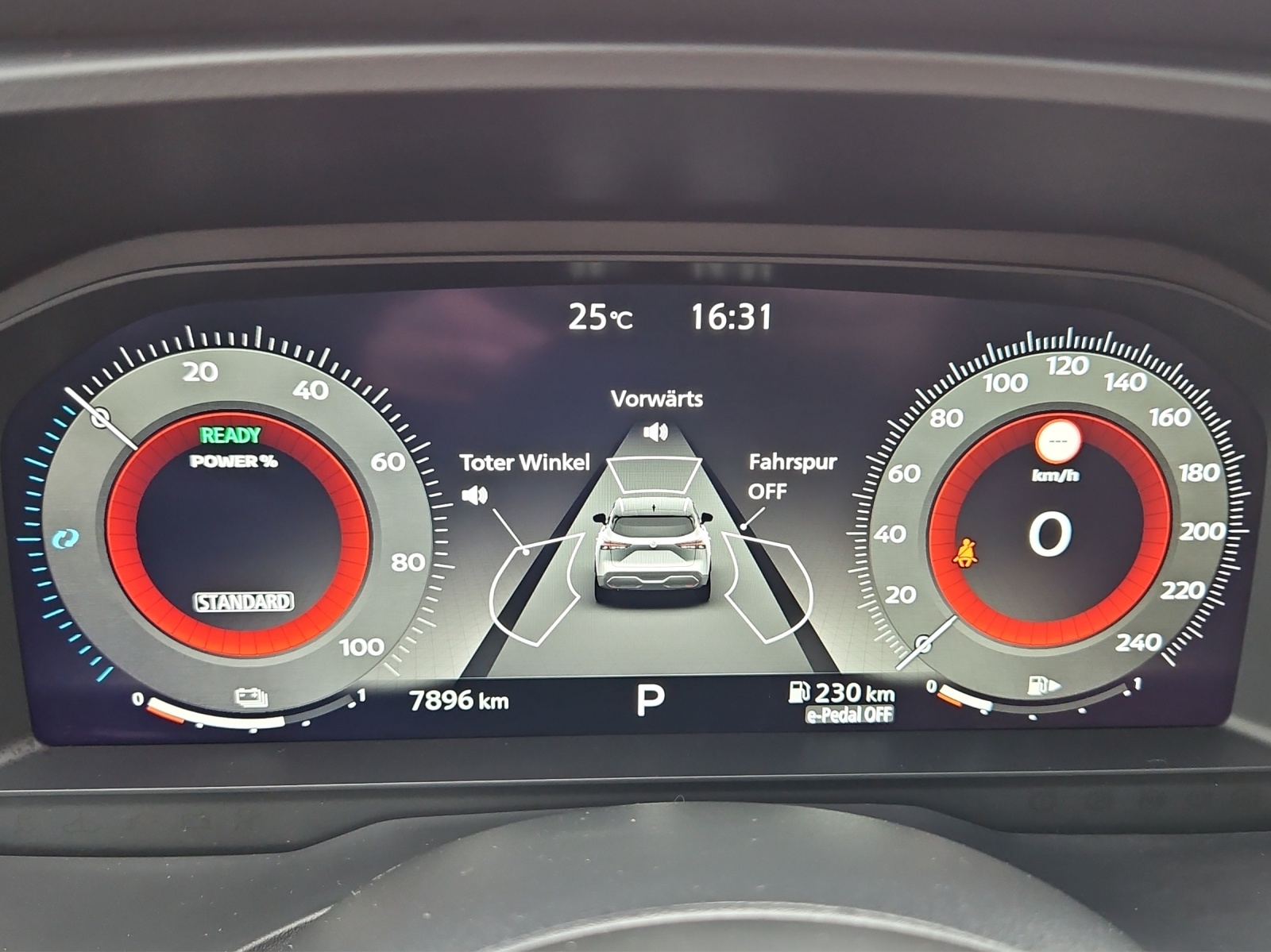 NISSAN Qashqai 1.5 VC-T Unplugged-image-11