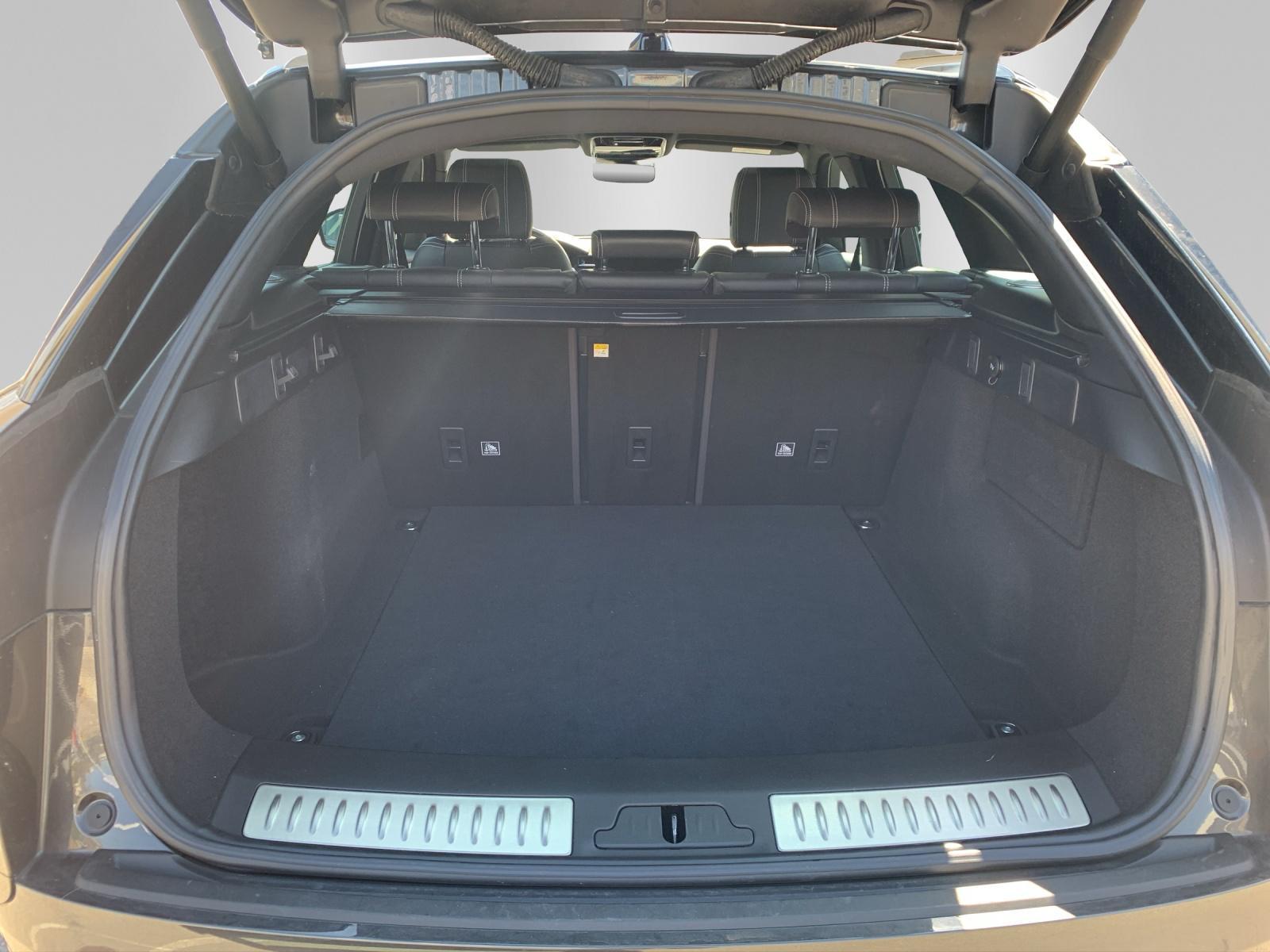 LAND ROVER Range Rover Velar 2.0 T 300 R-Dynamic SE-image-12