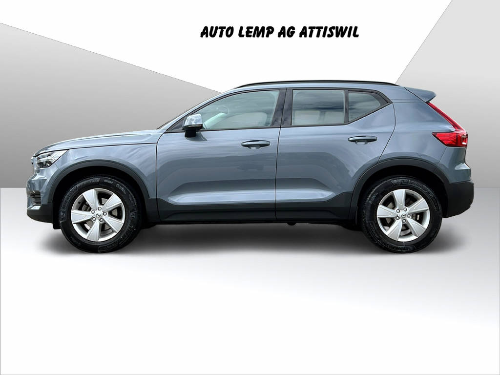 VOLVO XC40 1.5 T3 Momentum Light-image-3