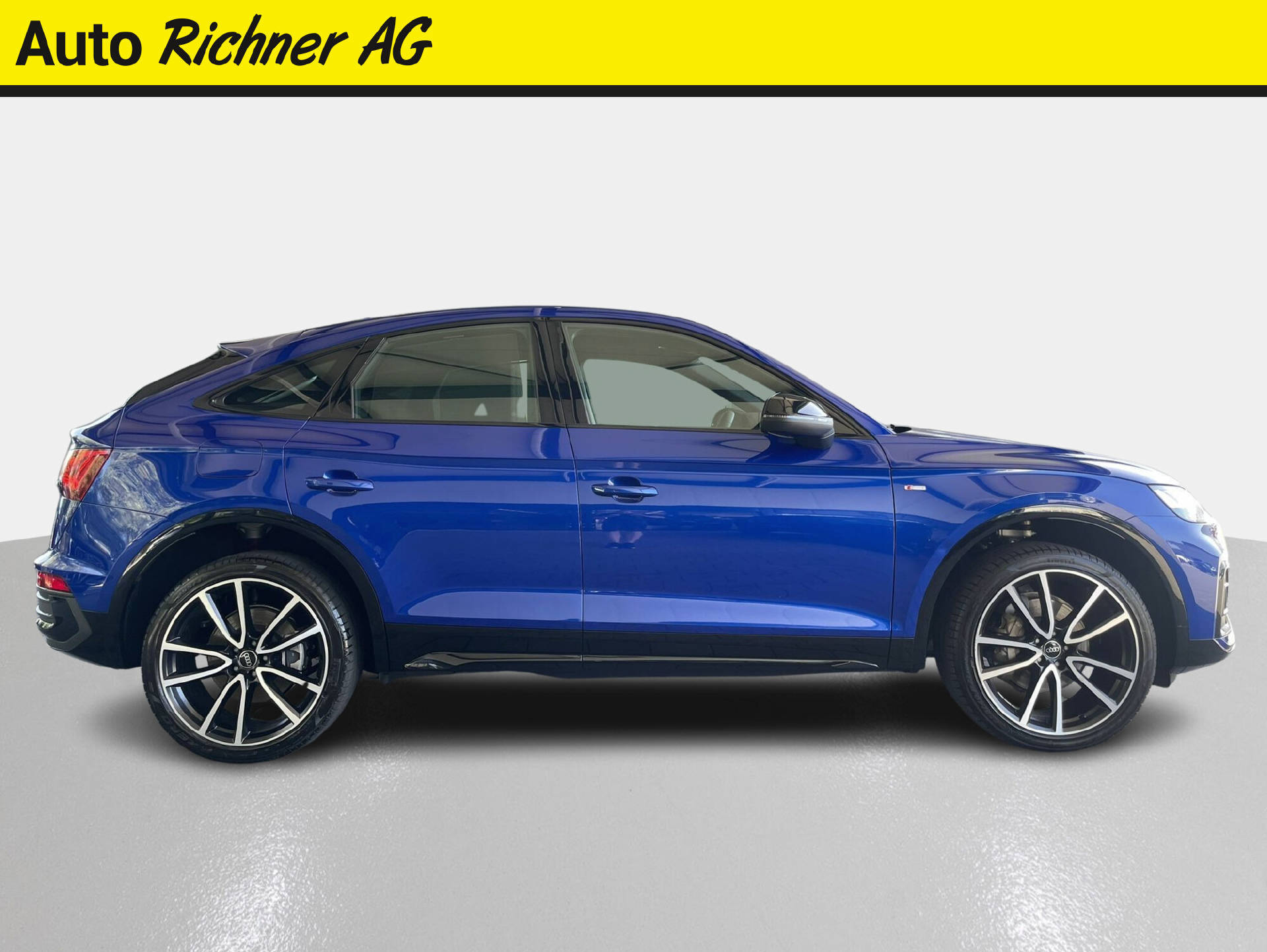 AUDI Q5 Sportback 2.0 40 TDI S Line quattro S-Tronic-image-2