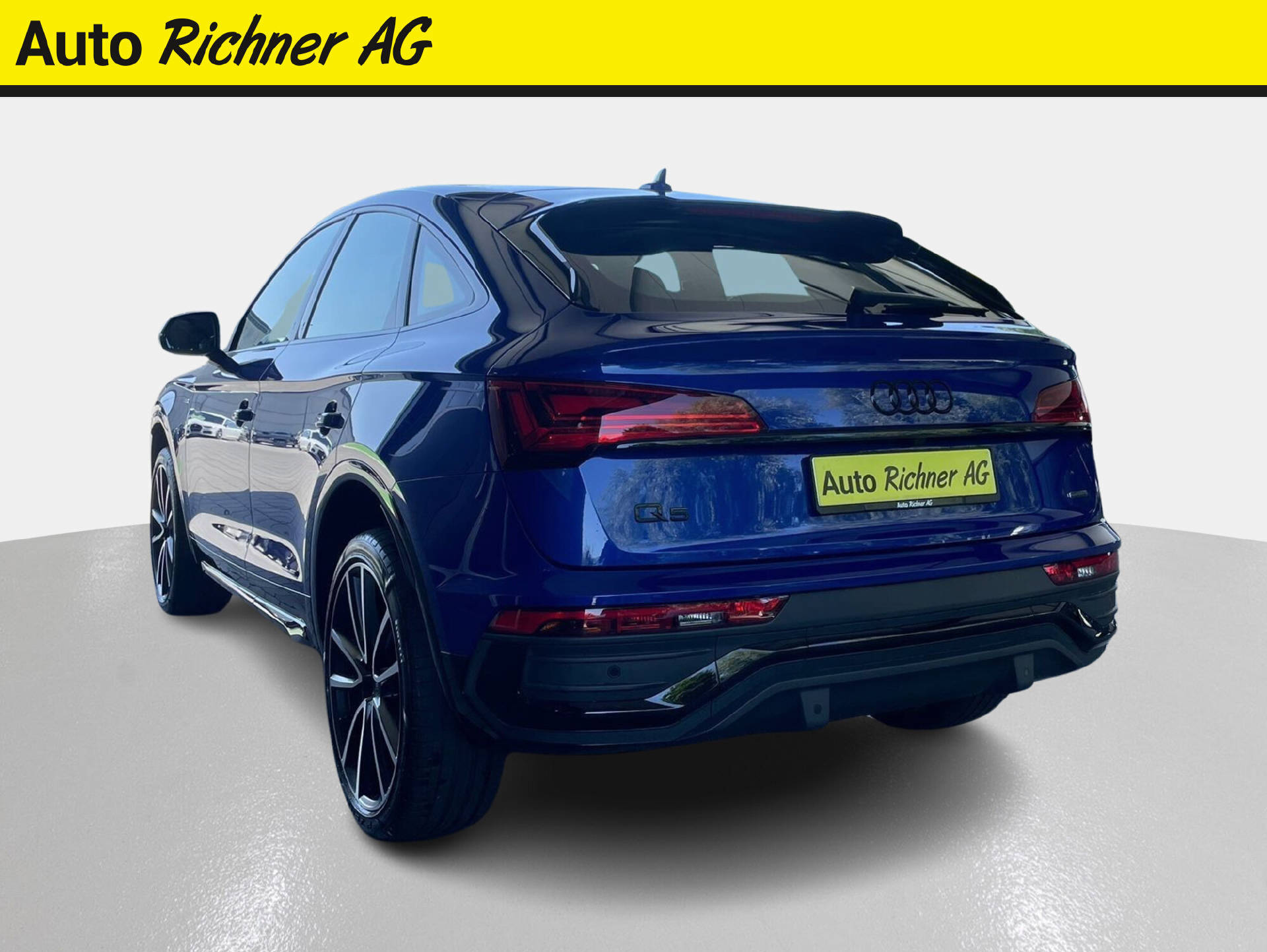 AUDI Q5 Sportback 2.0 40 TDI S Line quattro S-Tronic-image-4