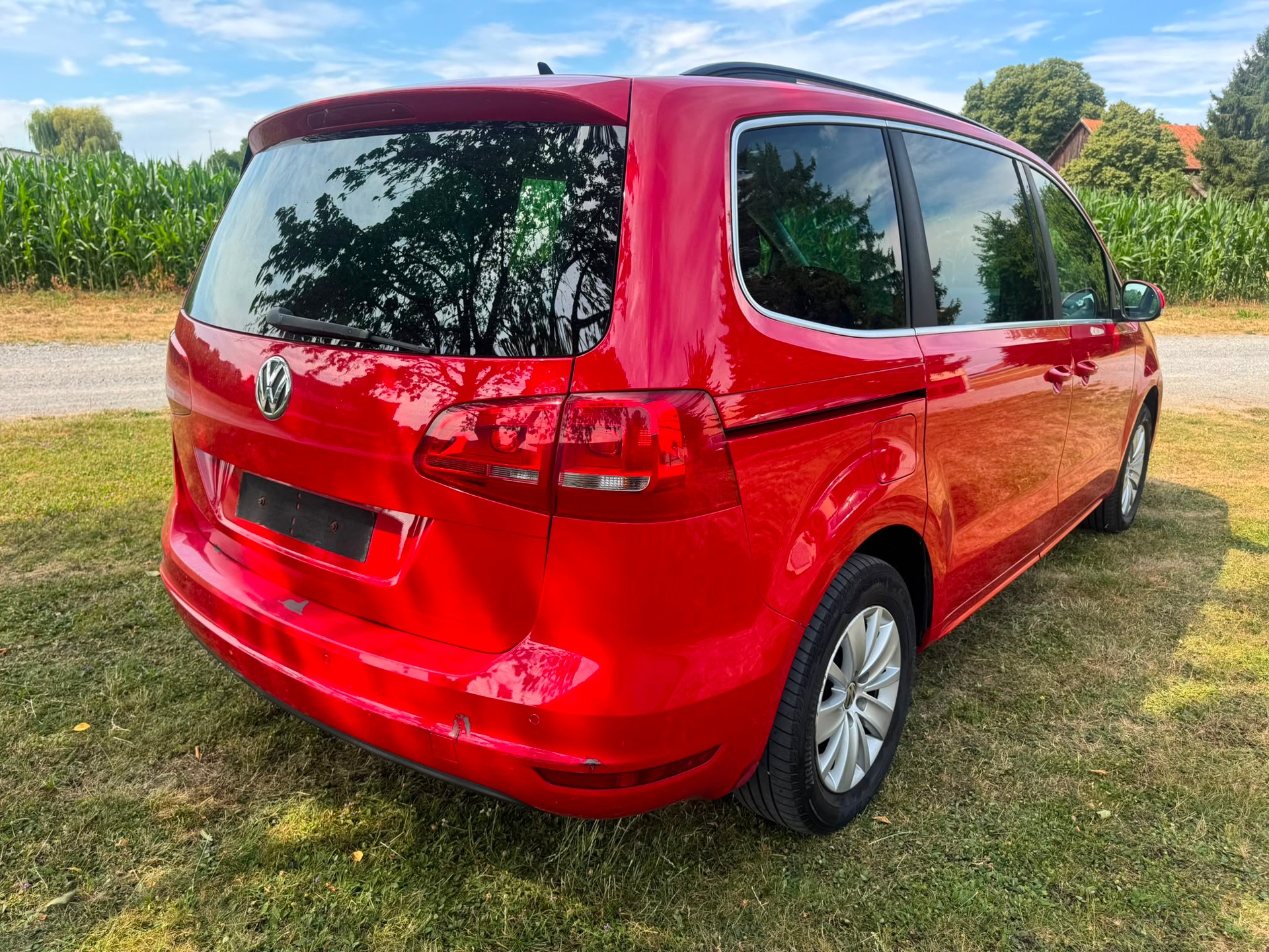 VW Sharan 2.0 TDI BMT Comfortline 4Motion-image-9