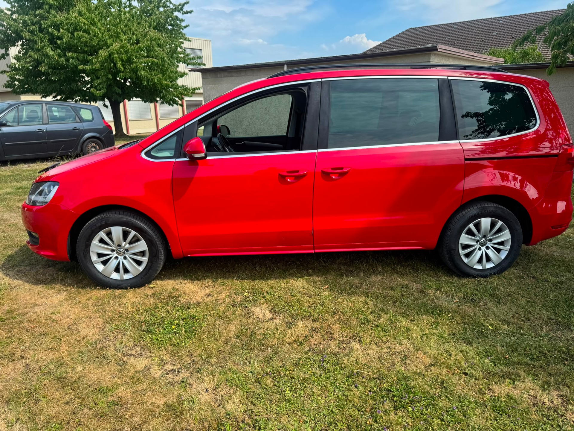 VW Sharan 2.0 TDI BMT Comfortline 4Motion-image-3